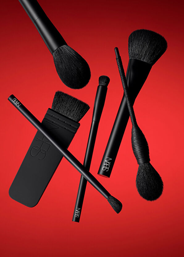 Nars 11 Soft Matte Complete Concealer Brush - 2