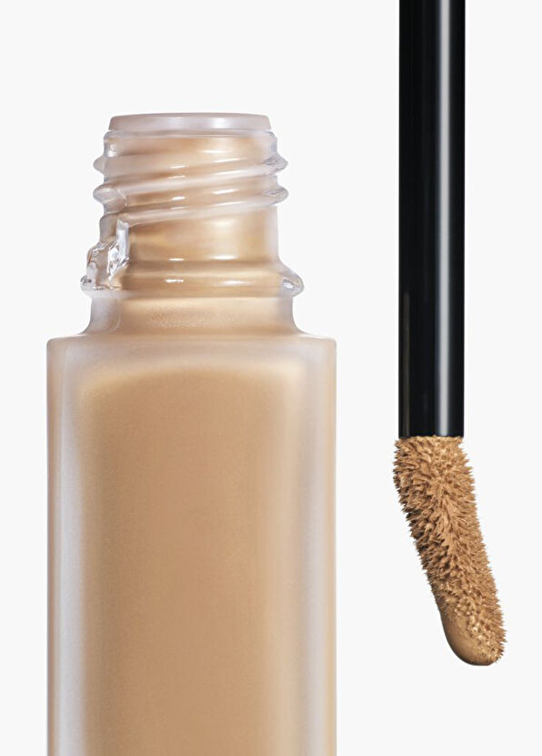 CHANEL Ultra Le Teint Le Ultra Kalıcılık Fondöten - 2