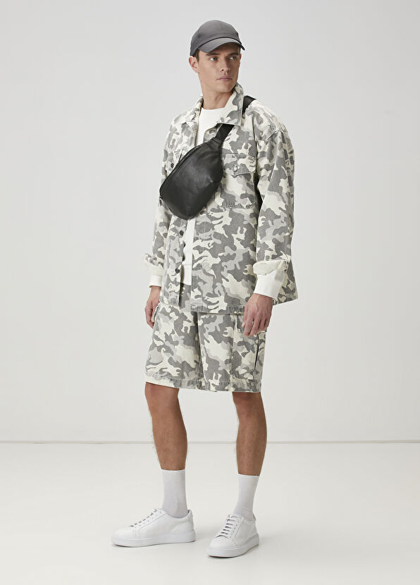 Beymen Club Haki Kamuflaj Desenli Oversized Denim Ceket - 3