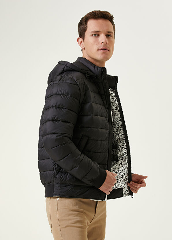 Beymen Club Siyah Kapüşonlu Kapitoneli Mont - 2