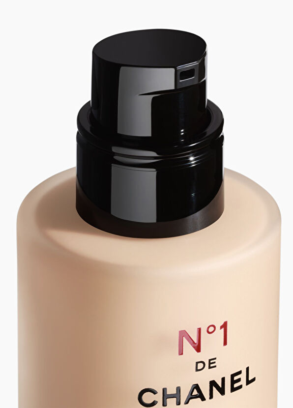 CHANEL N°1 De Chanel Revitalizing Foundation Br12 30Ml - 2