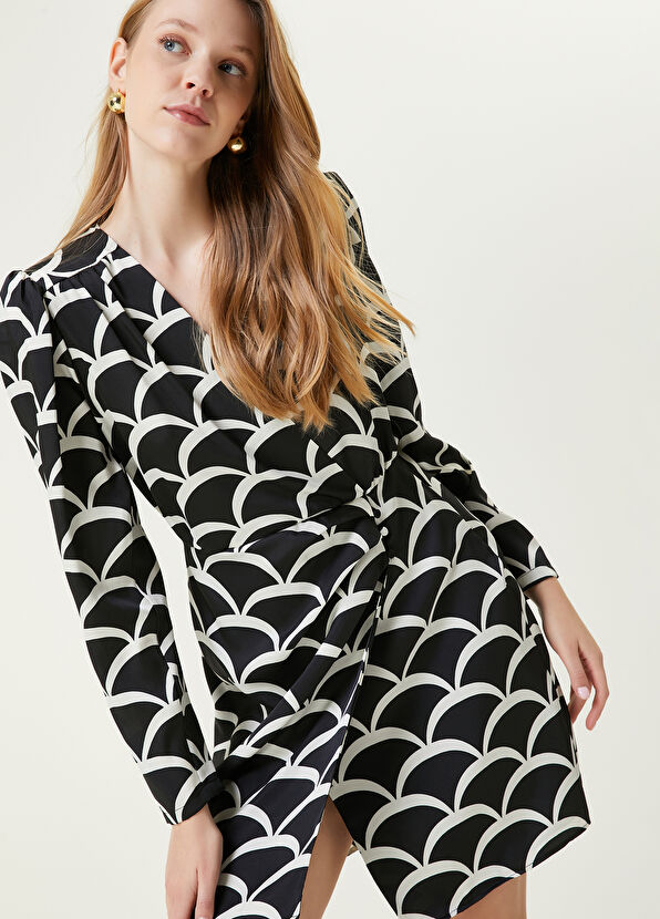 Beymen Club Siyah Beyaz Desenli Mini Anvelop Elbise - 2