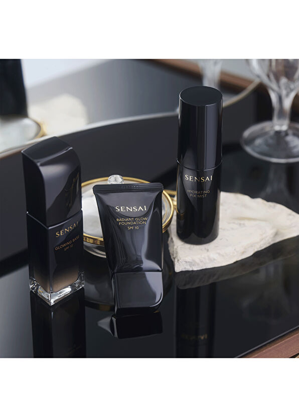 Sensai Radiant Glow Foundation Rg103 - 3