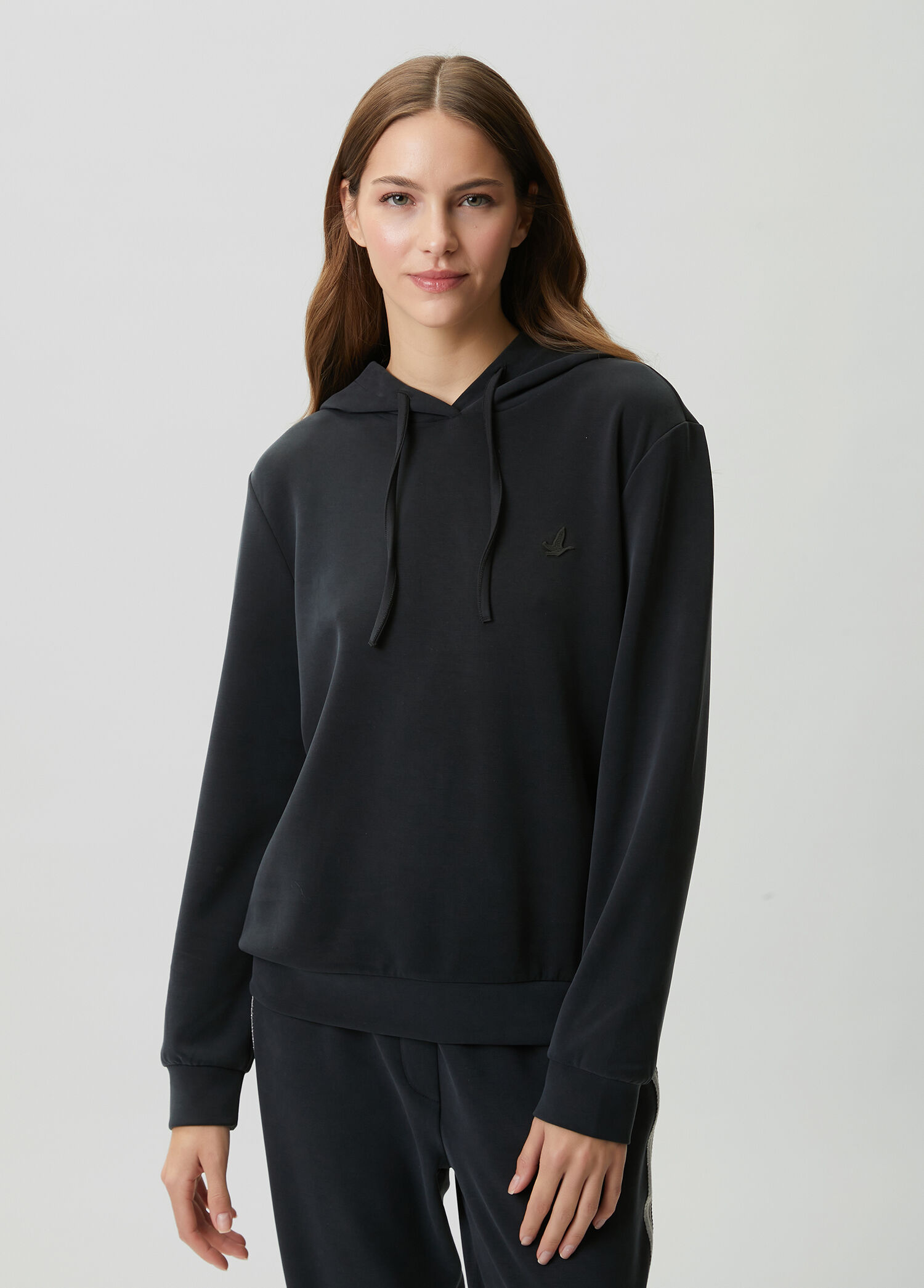 Siyah Kapüşonlu Sweatshirt