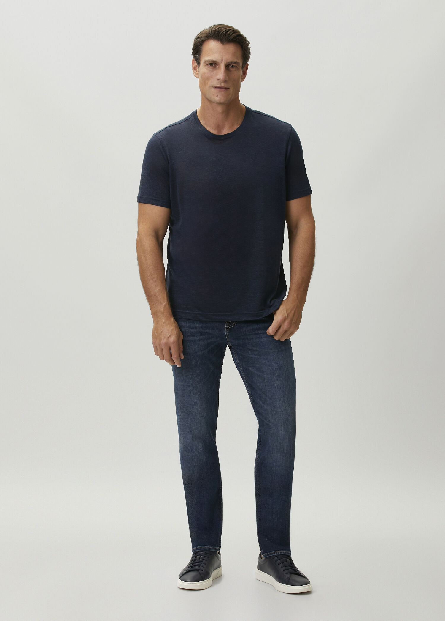 Slimmy Navy Blue Jeans