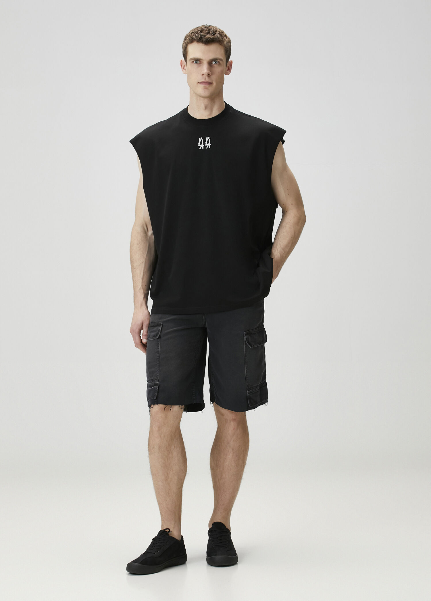 Siyah Kargo Denim Bermuda