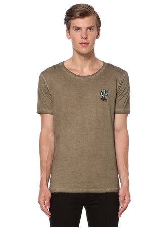 THREE TALES TSHIRT