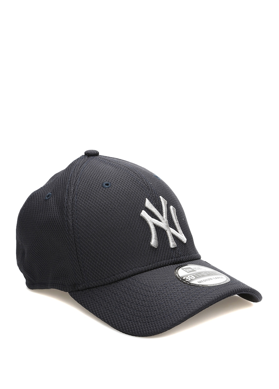 Beymen NEW ERA New York Nakışlı Lacivert Petek Dokulu Erkek Şapka. 1 Beymen NEW ERA New York Nakışlı Lacivert Petek Dokulu Erkek Şapka. 1