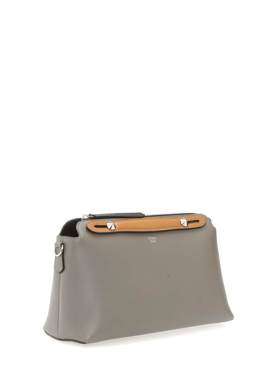 Beymen FENDI Way Medium Gri Logolu Kadın Deri Omuz Çantası. 3