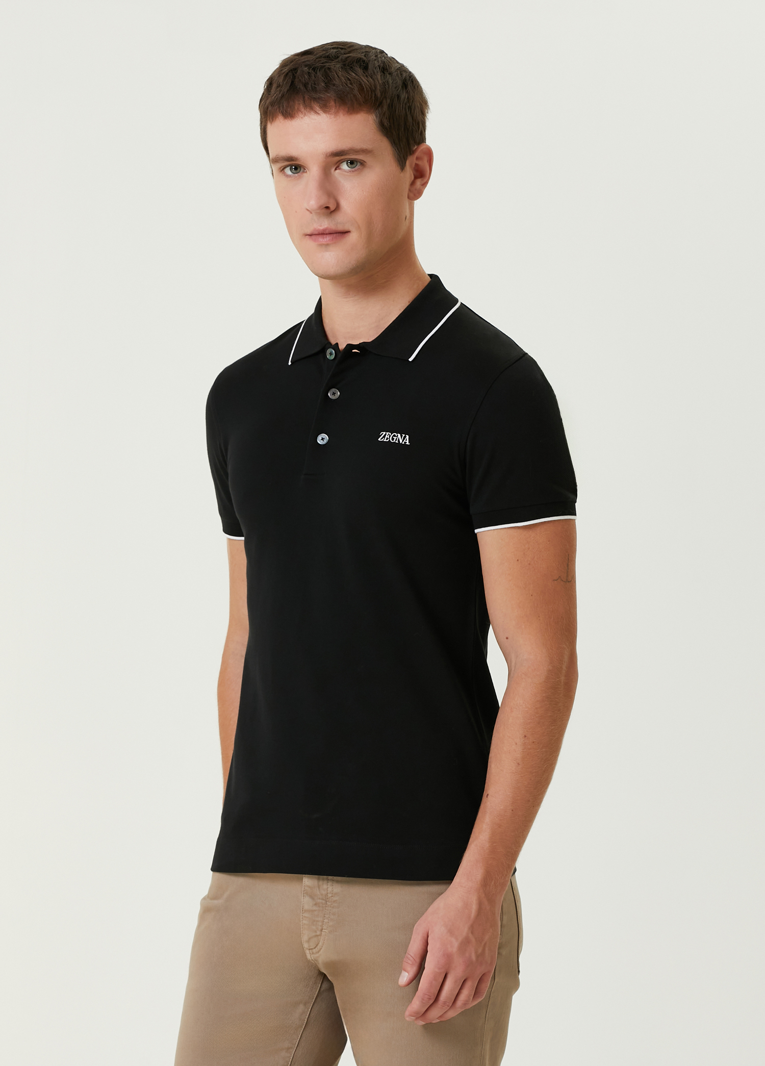 Siyah Polo Yaka Logo Nakışlı T-shirt