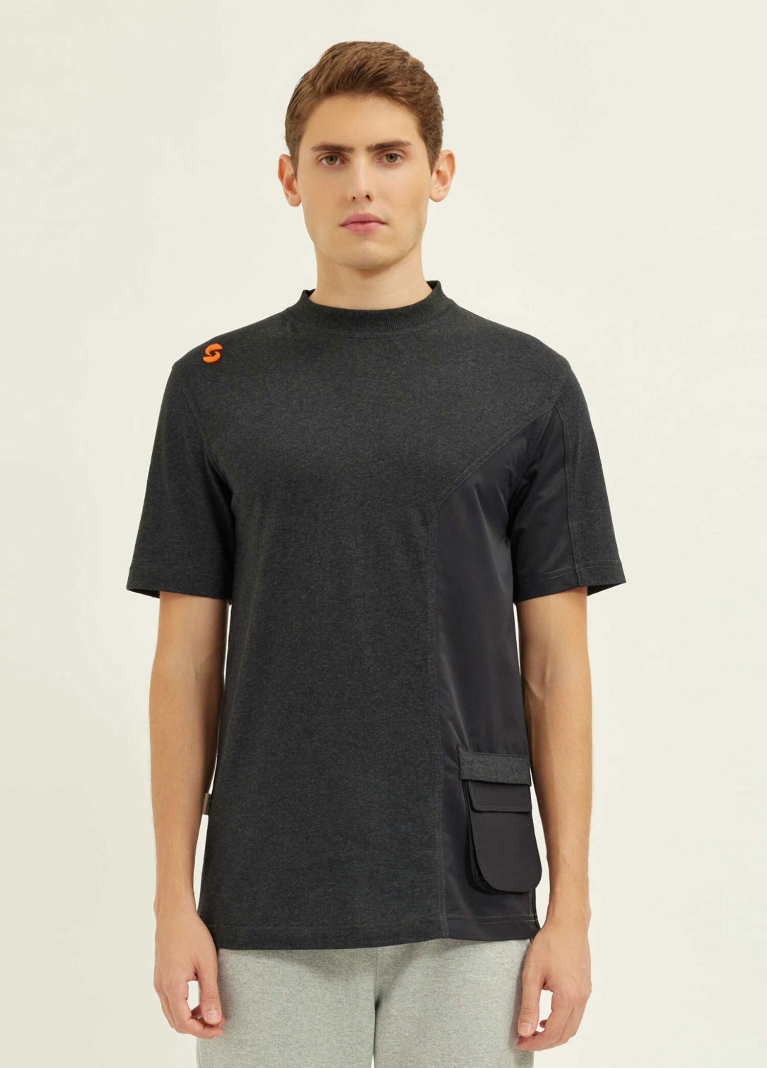 Ilat Regular Fit Antrasit Cep Detaylı T-shirt