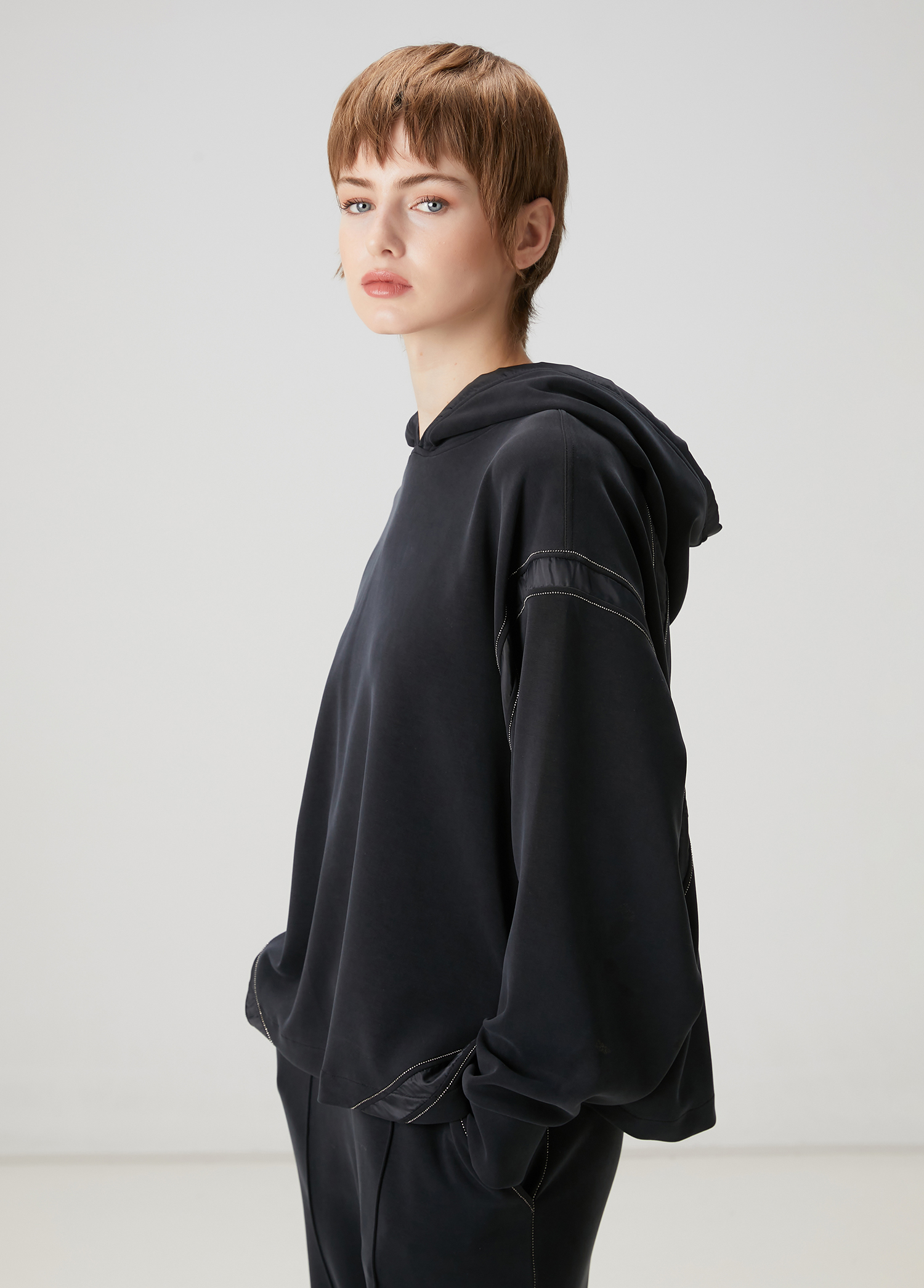 Koyu Mavi Kapüşonlu Sweatshirt_2