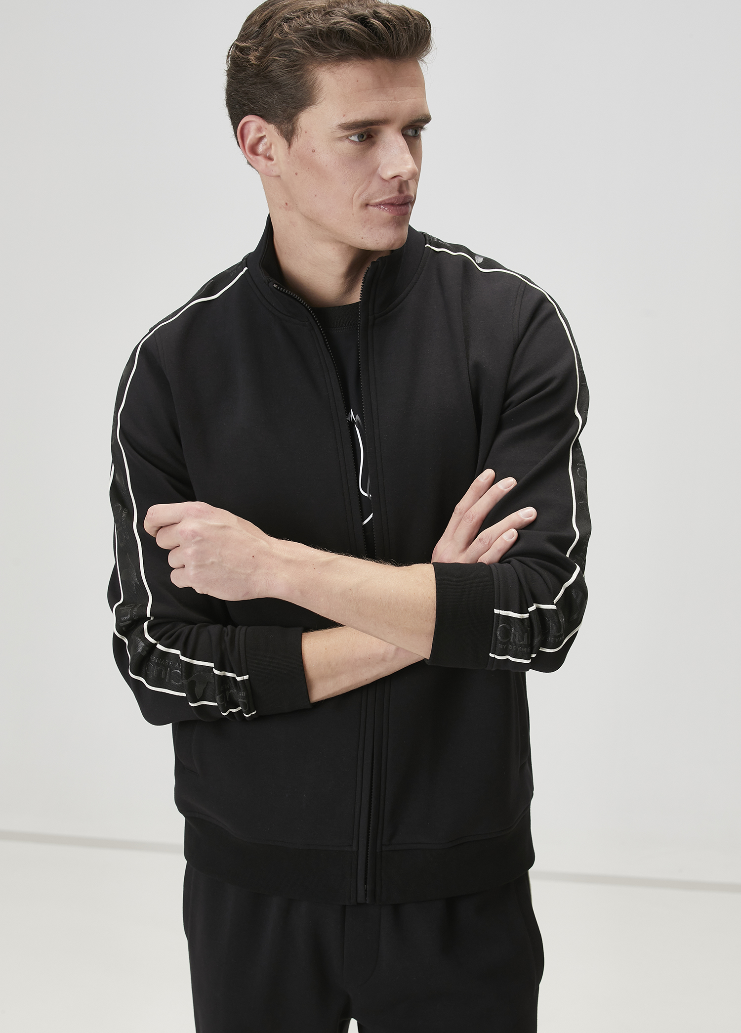 Comfort Fit Siyah Sweatshirt_1