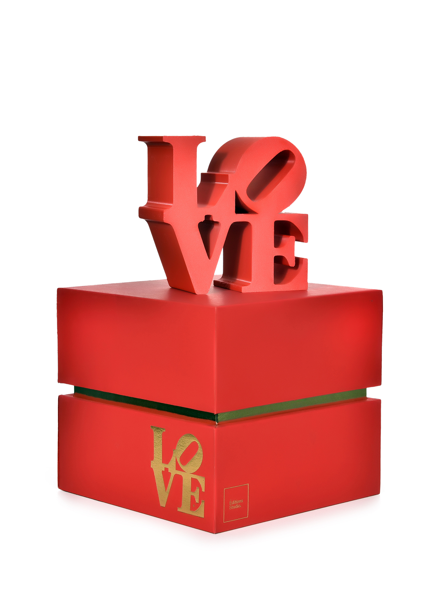 Robert Indiana Love Kırmızı Heykel