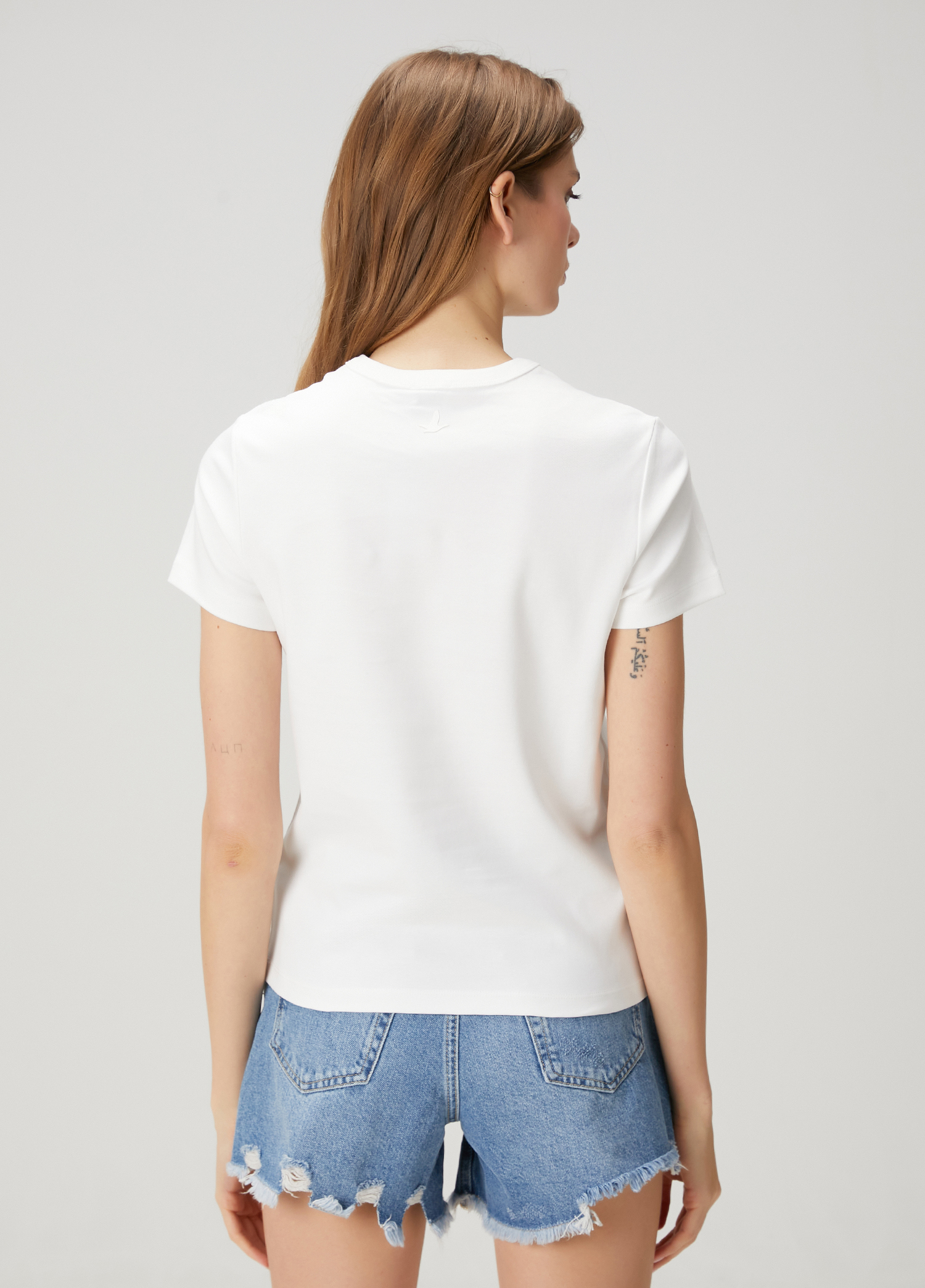 Kırık Beyaz T-shirt_4