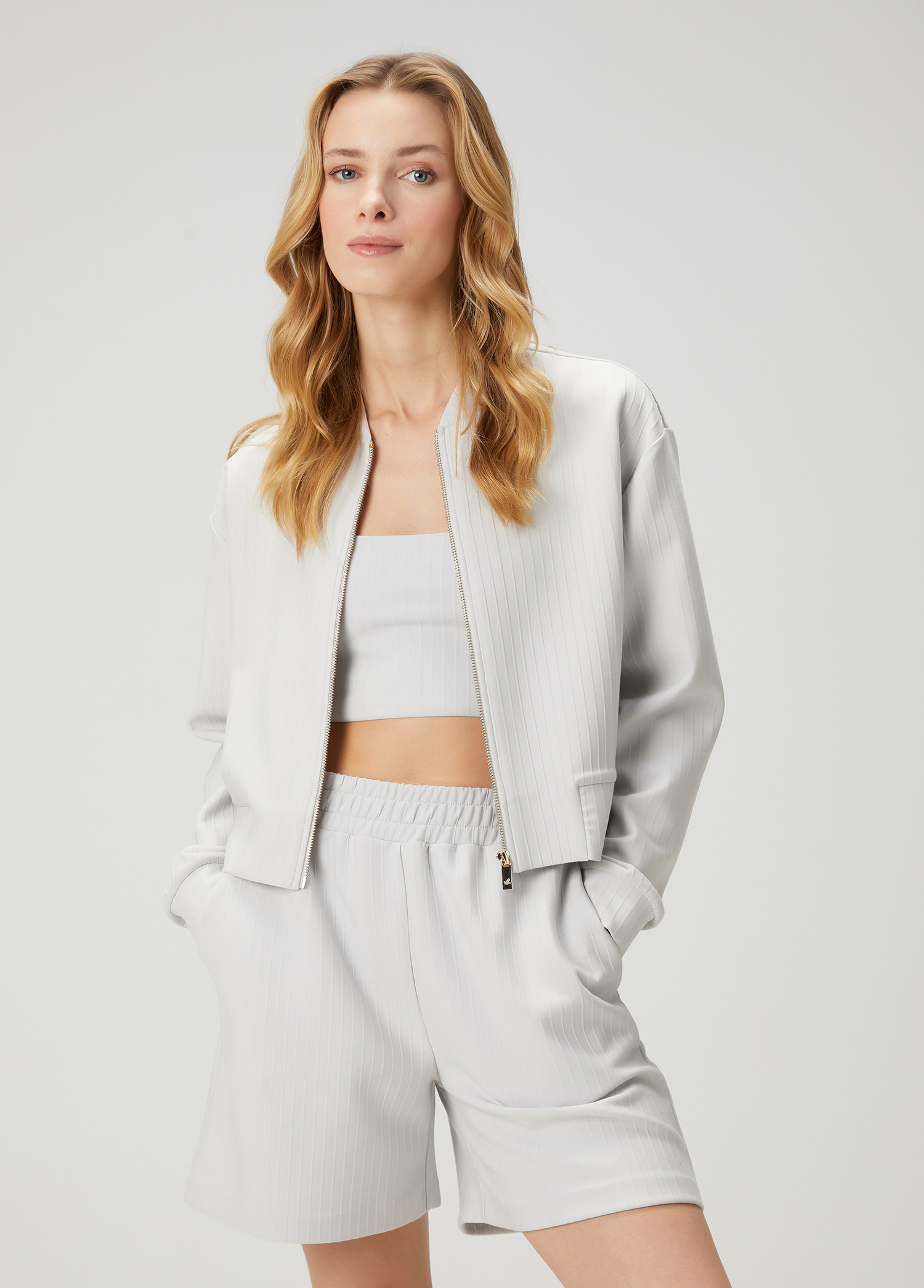 Açık Gri Çizgi Dokulu Bomber Form Sweatshirt