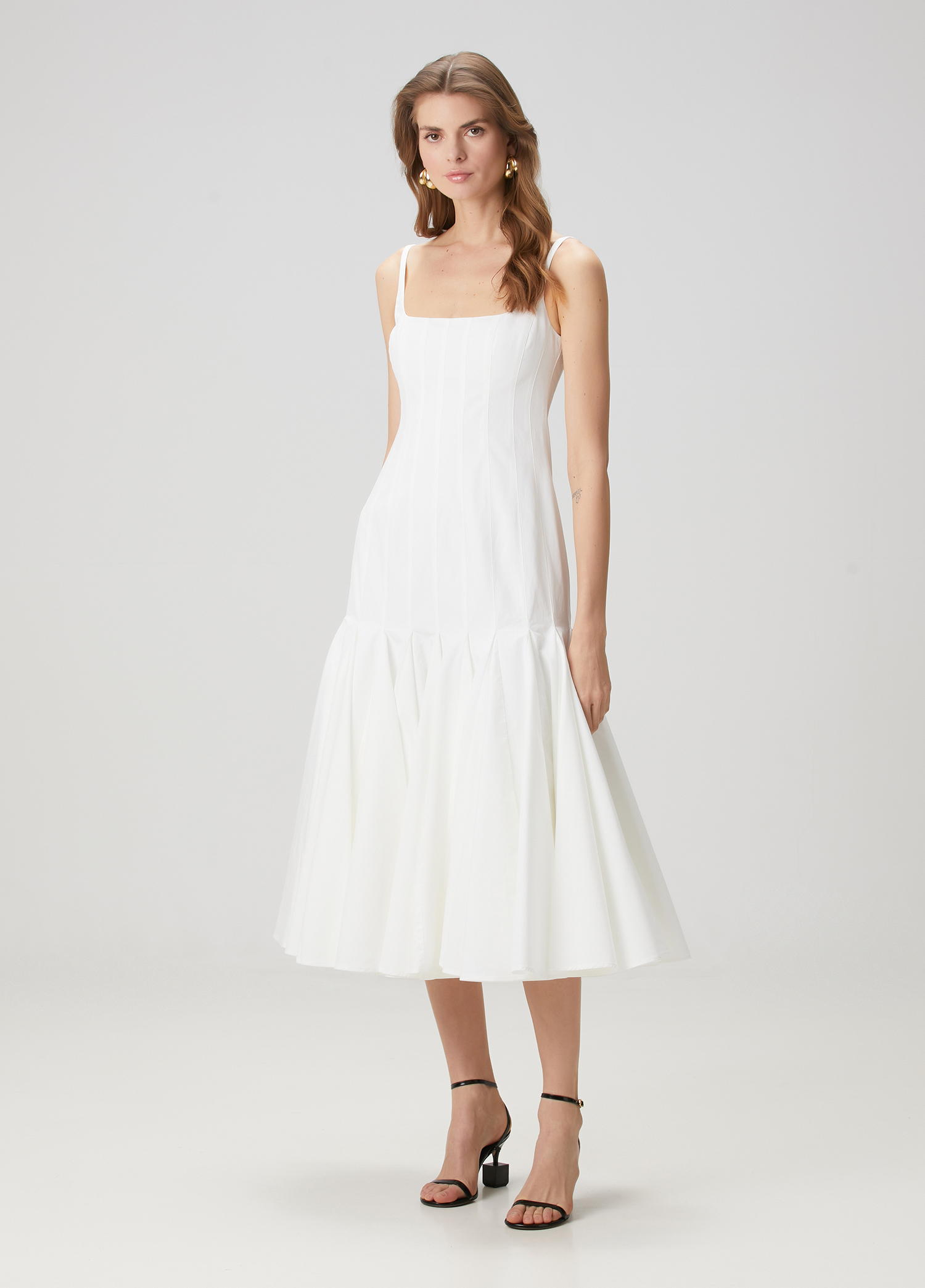 【関税＆送料込み】Jacquemus 'La Robe Agave' White Sleevele Jacquemus - Agave White Midi Dress