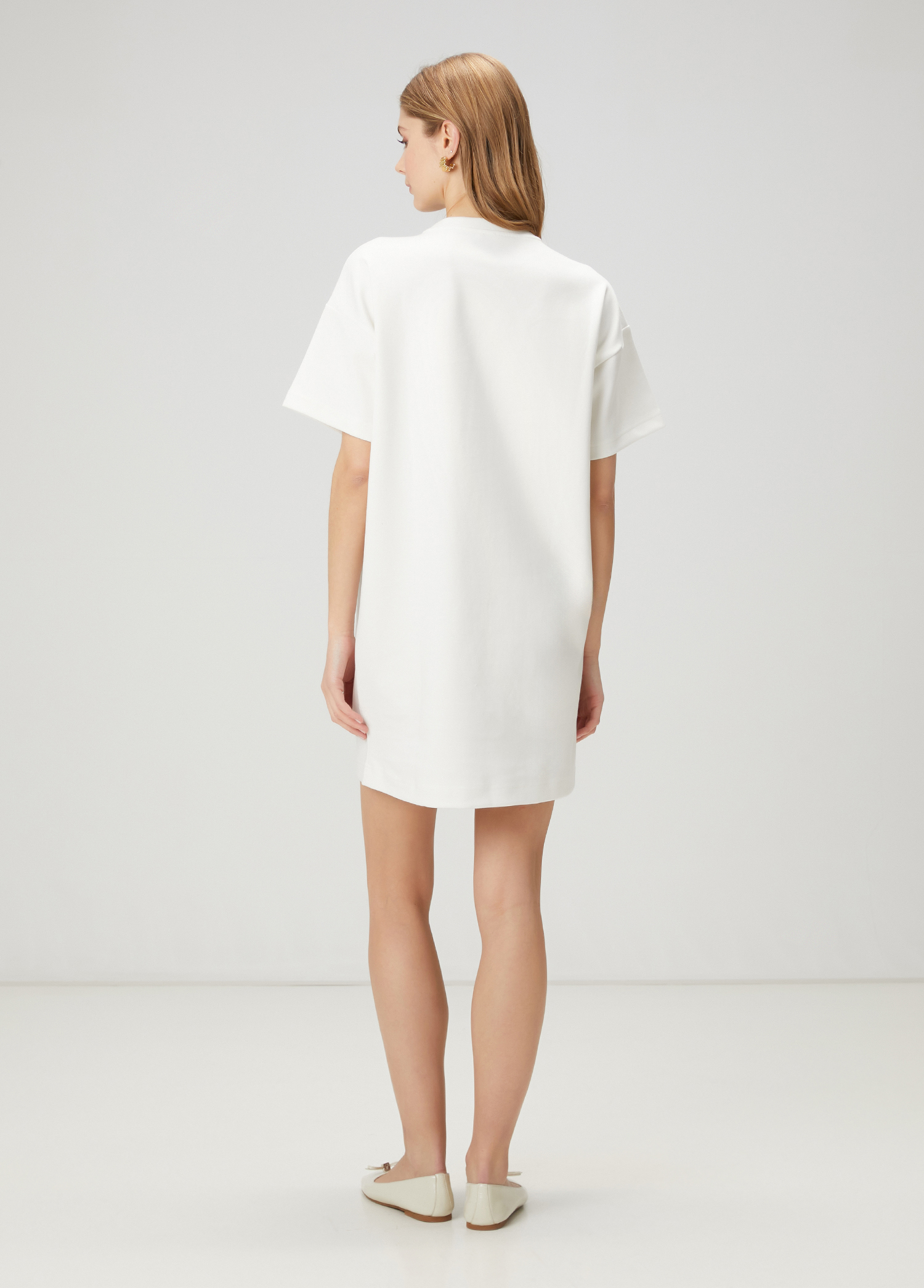 Oversize Beyaz İşlemeli Mini Elbise_4