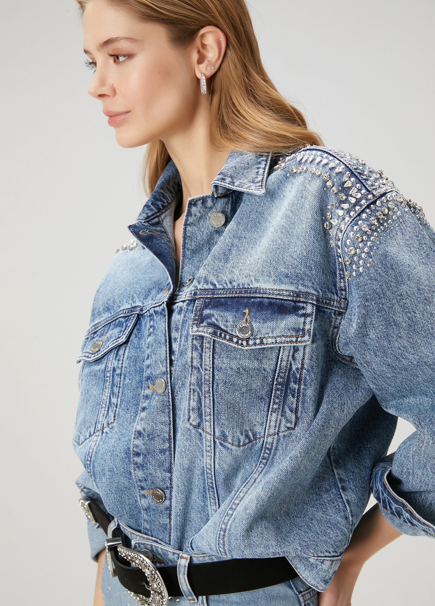 Mavi İşlemeli Denim Ceket_2
