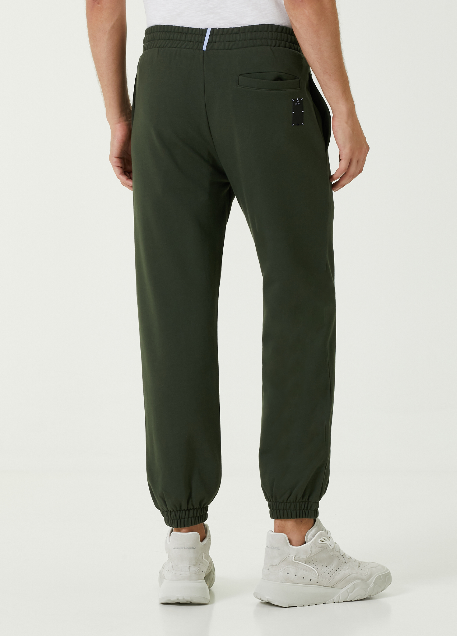 Beymen Haki Logo Detaylı Jogger Eşofman Altı. 3 Beymen Haki Logo Detaylı Jogger Eşofman Altı. 3