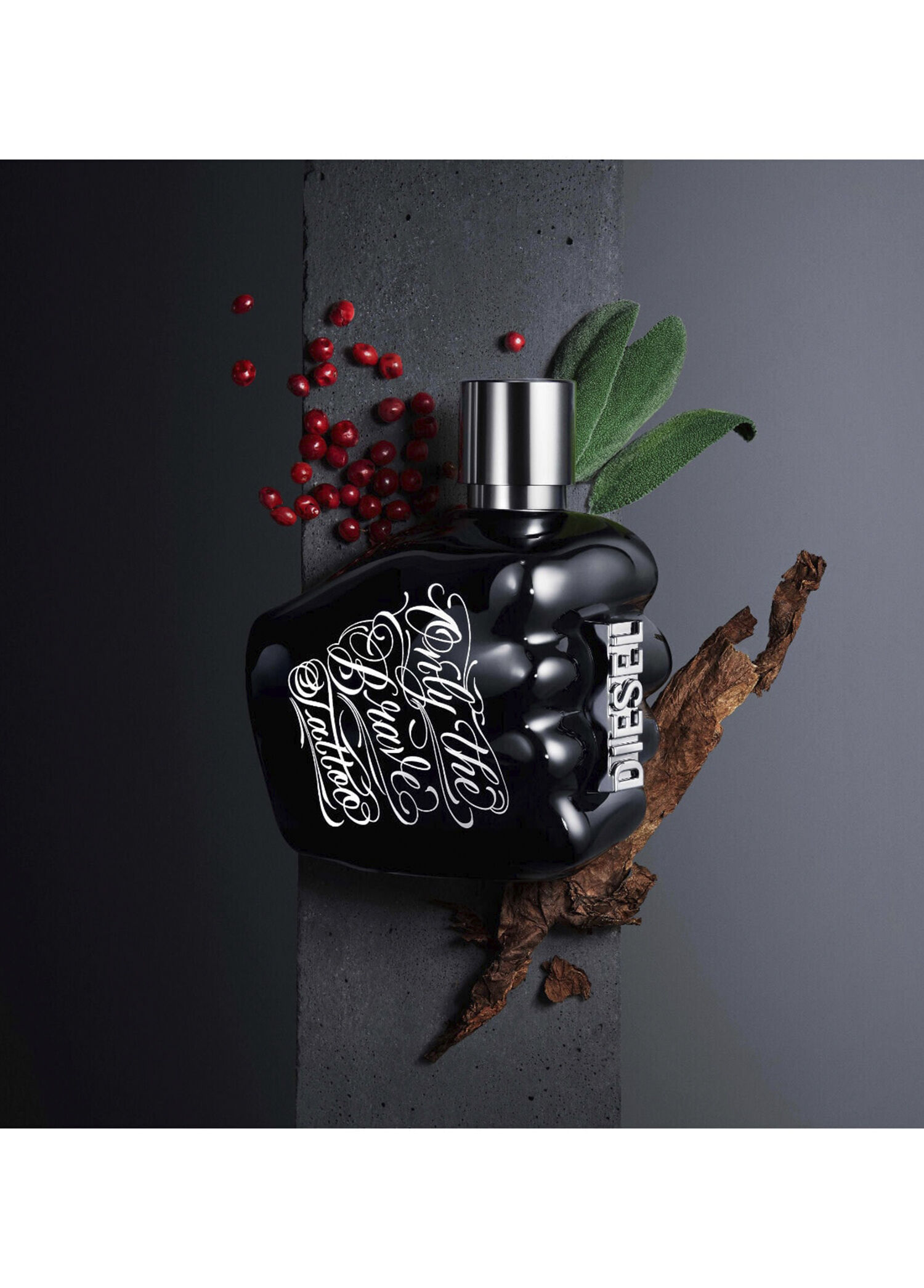 Diesel - Only The Brave Tattoo EDT 35 ml Erkek Parfüm - Şeffaf