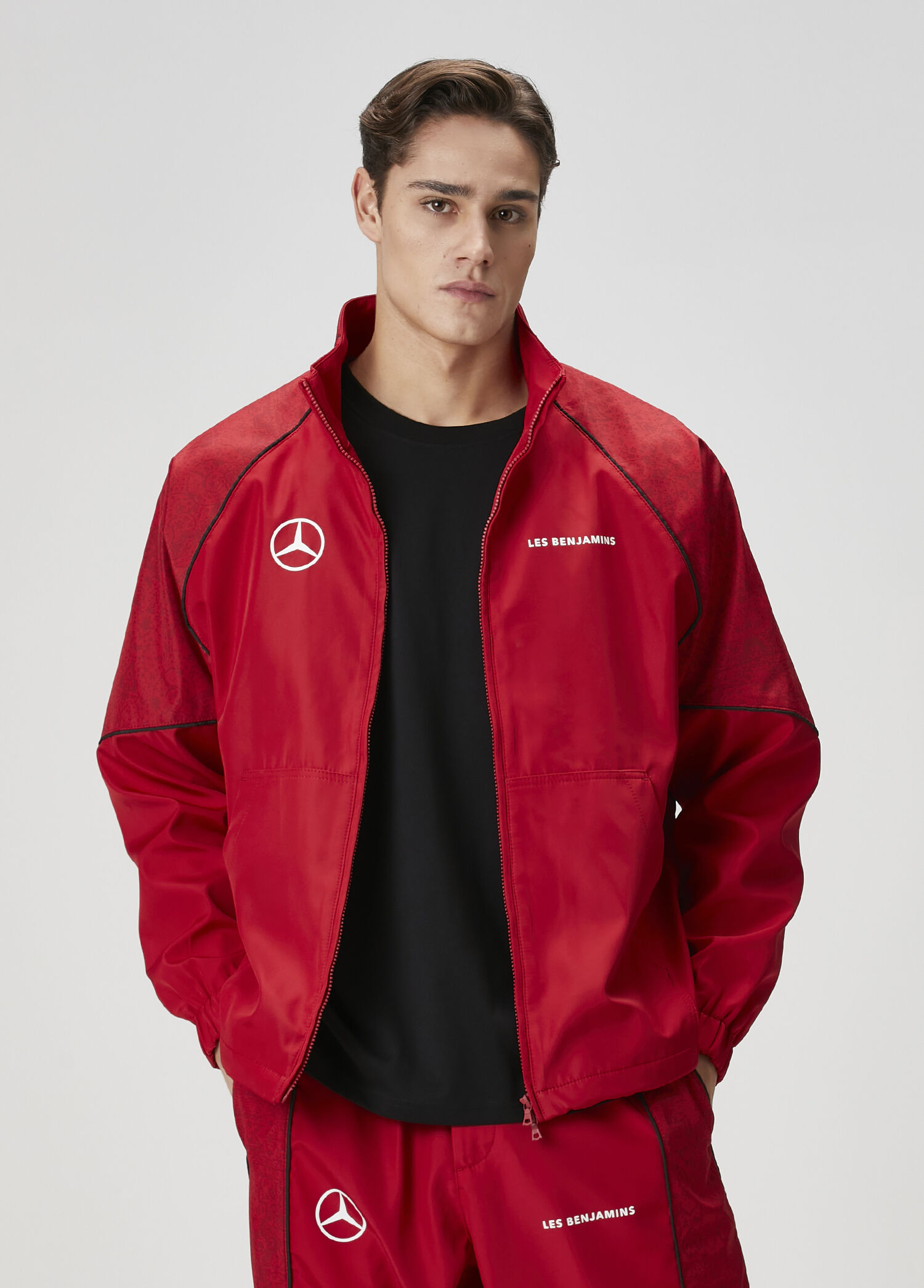 Kırmızı Desenli Sweatshirt