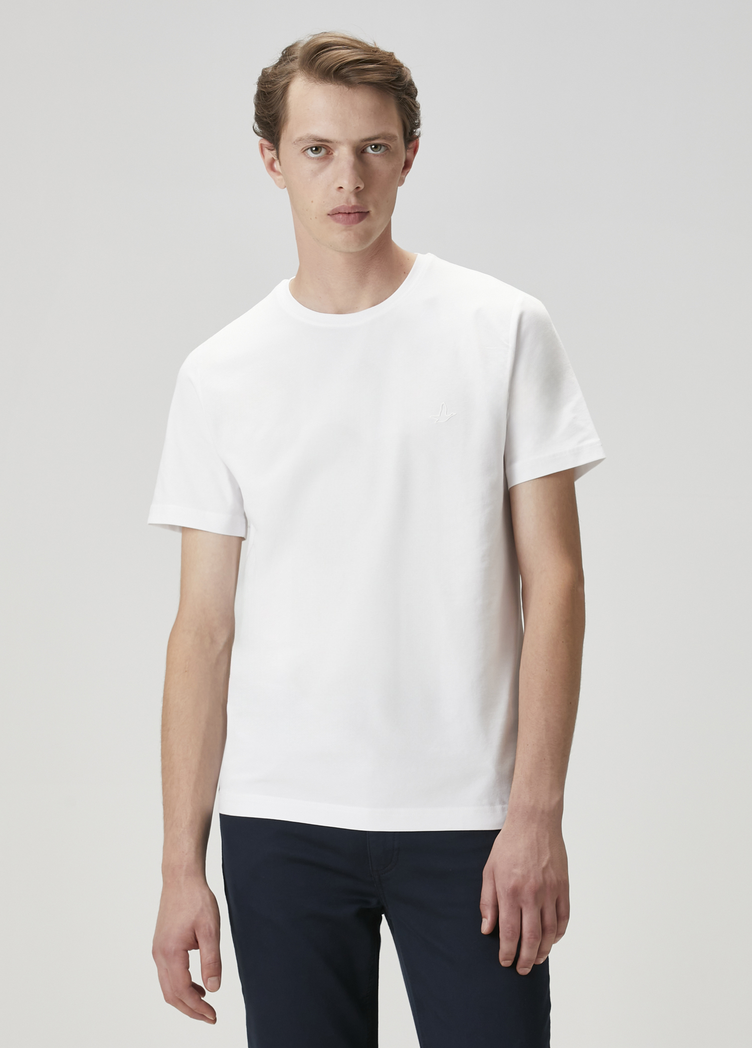 Kırık Beyaz Logo Baskılı T-shirt_2