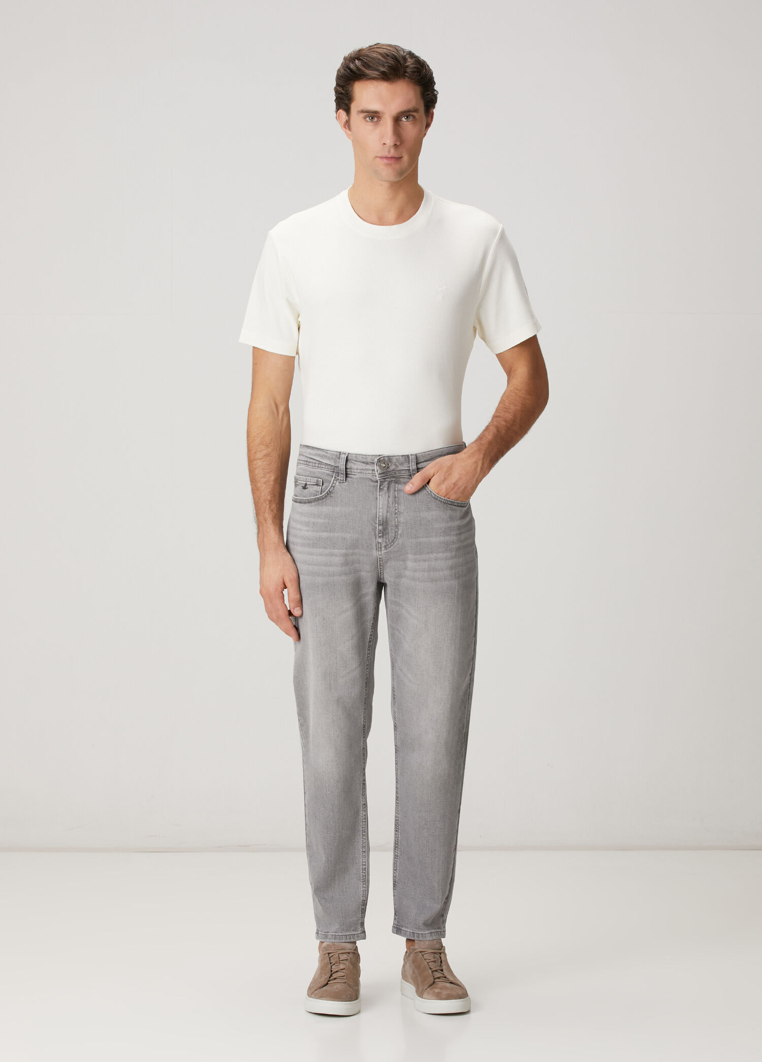 Tapered Fit Gri Yıkamalı Jean Pantolon