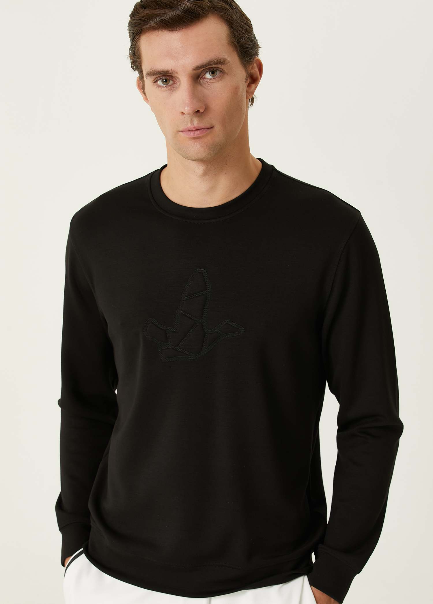 Siyah Logo Detaylı Sweatshirt_1