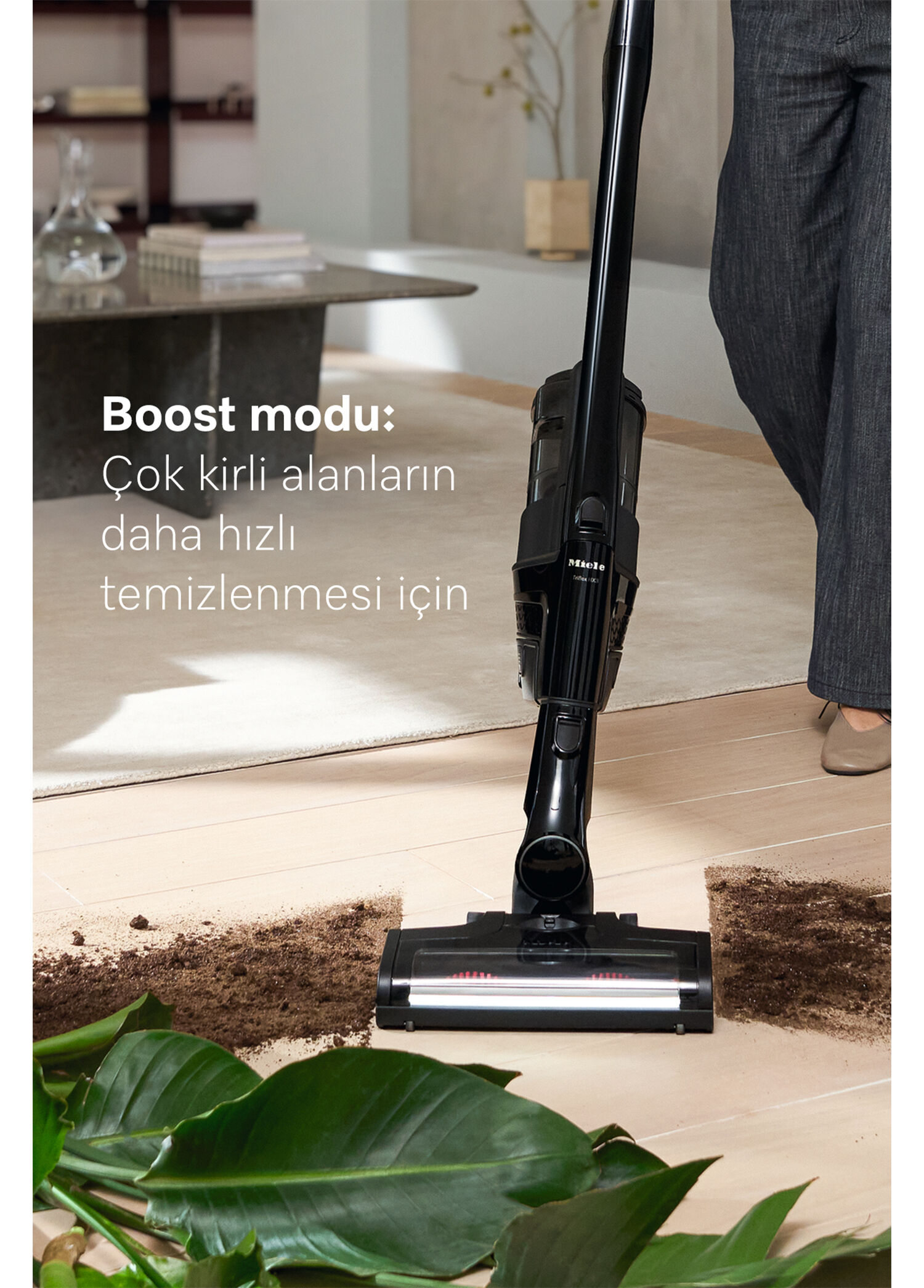 Miele - Triflex HX3 Plus Aqua Şarjlı Dikey Süpürge - Siyah