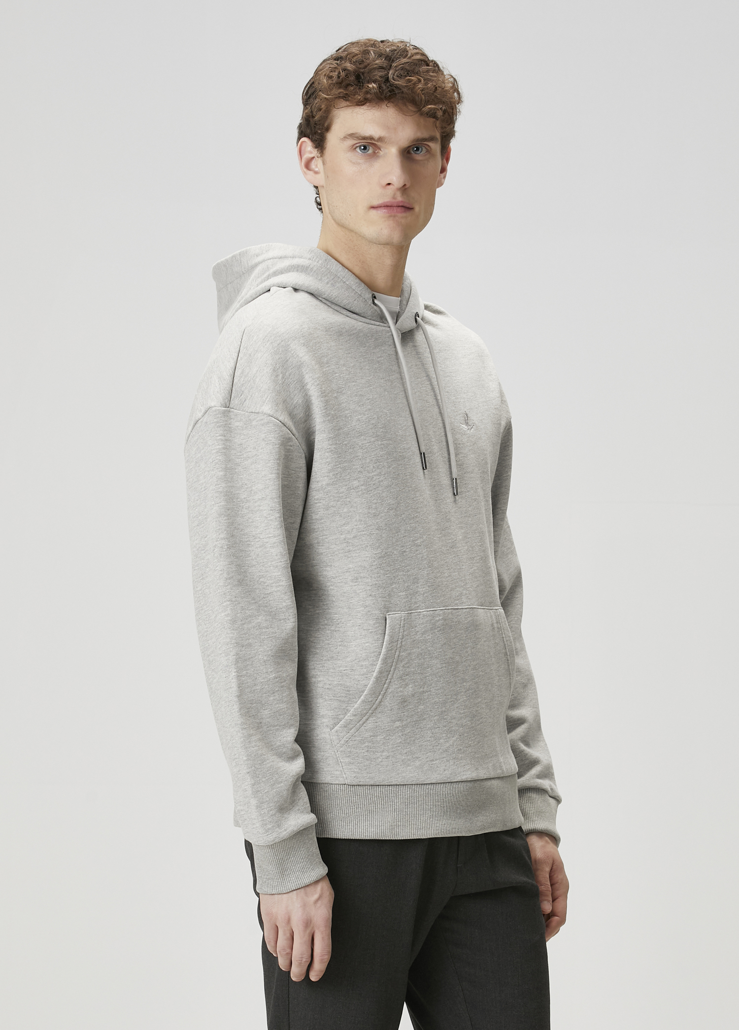 Gri Kapüşonlu Sweatshirt_2