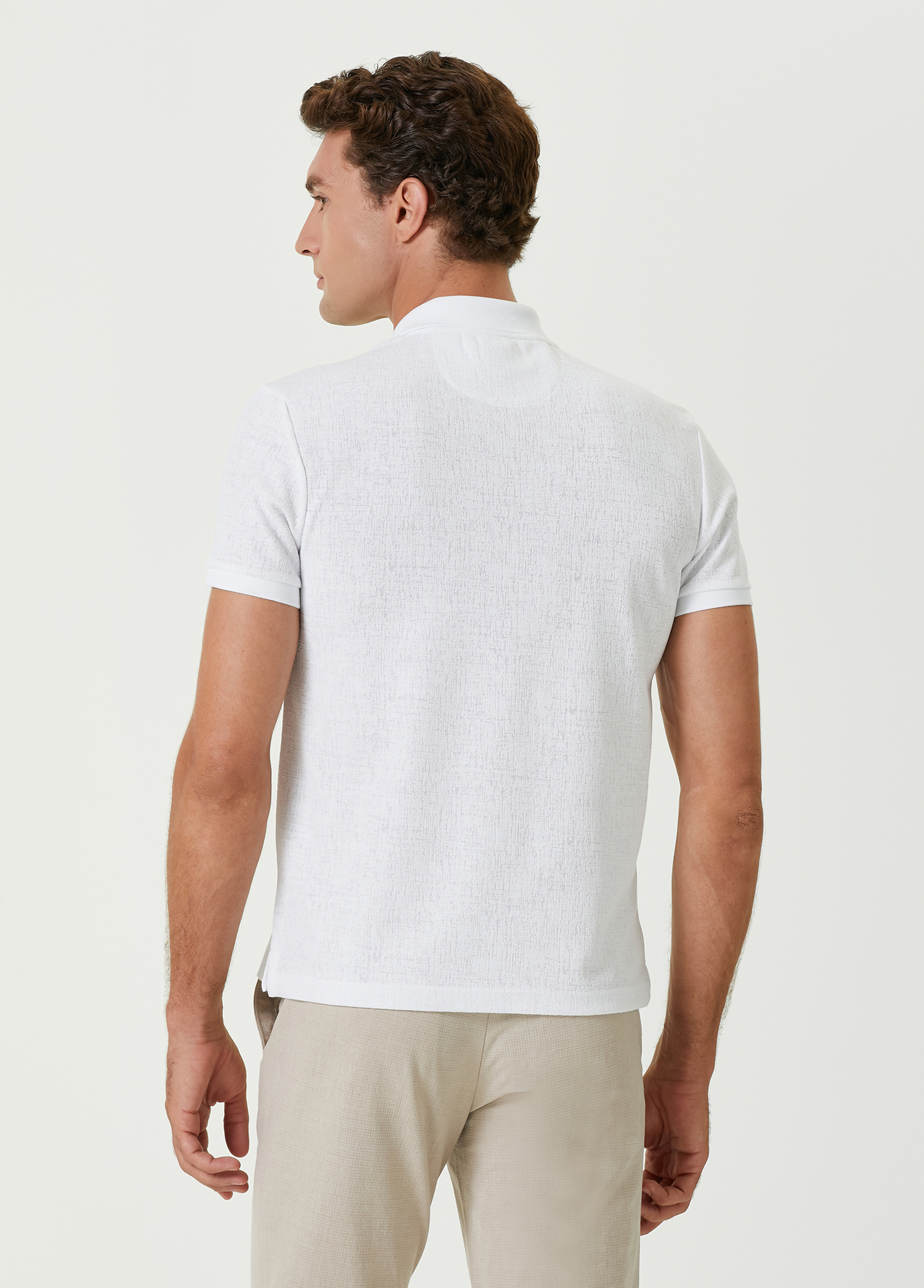 Beymen Slim Fit Beyaz Polo Yaka Dokulu T-shirt. 4 Beymen Slim Fit Beyaz Polo Yaka Dokulu T-shirt. 4
