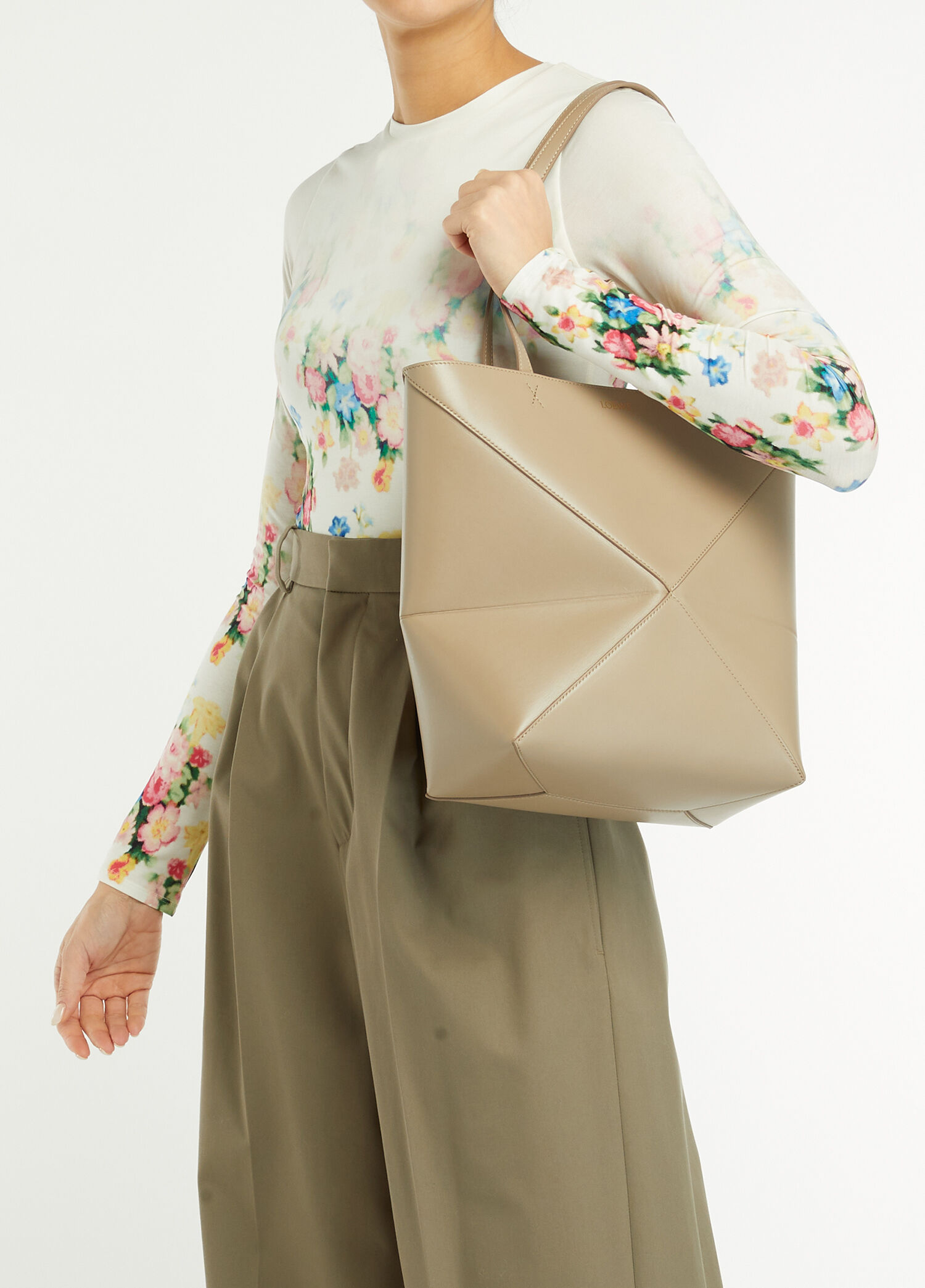 Loewe Kum Kadın Puzzle Medium Bej Kadın Deri Çanta 1614840 | Beymen