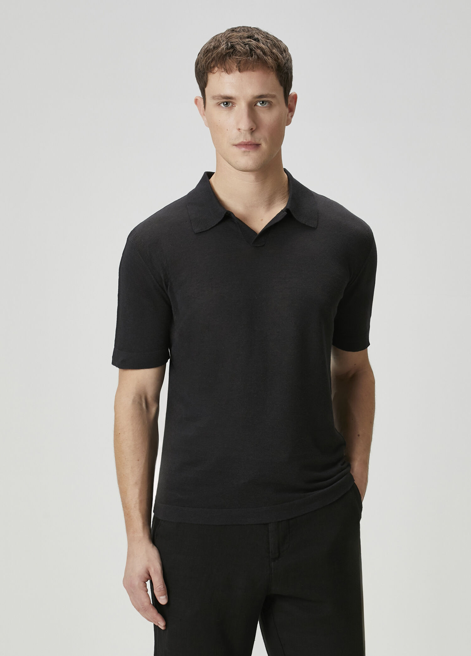 Siyah Polo Yaka Keten T-shirt