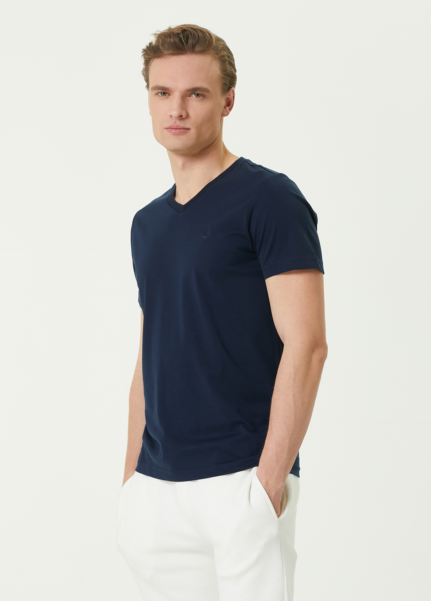 Lacivert V Yaka Basic T-shirt_1