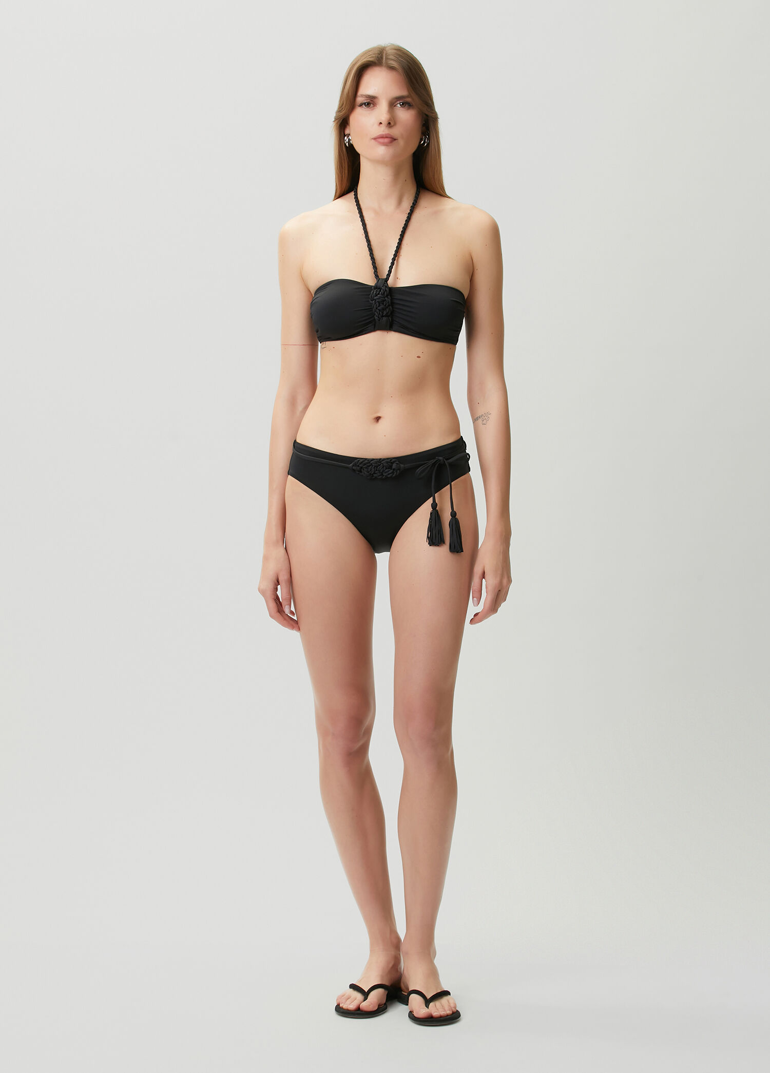 Siyah Püskül Detaylı Bikini Takımı