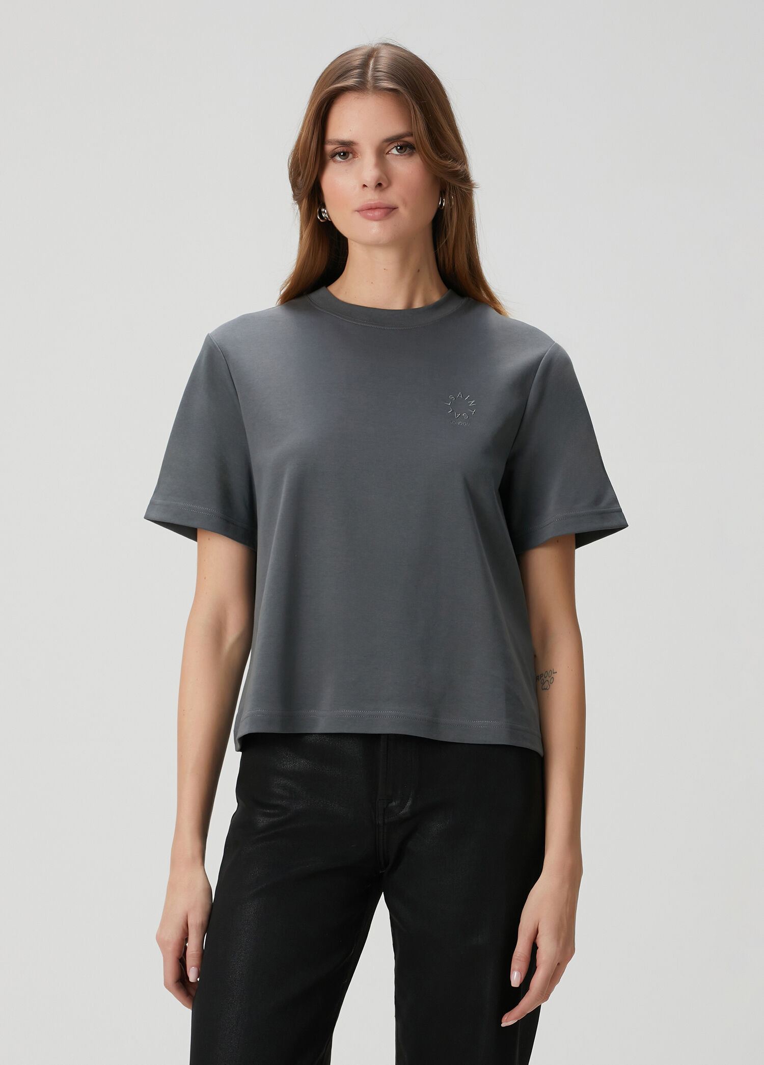TOSHI品 AllSaints Gri Kadın Lisa Haven Gri Organik Pamuk T-shirt 1876970
