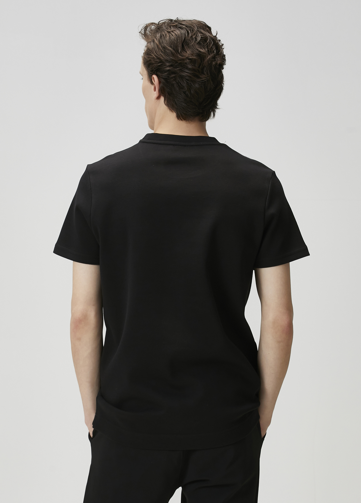 Siyah Şerit Kaz Baskılı T-shirt_4