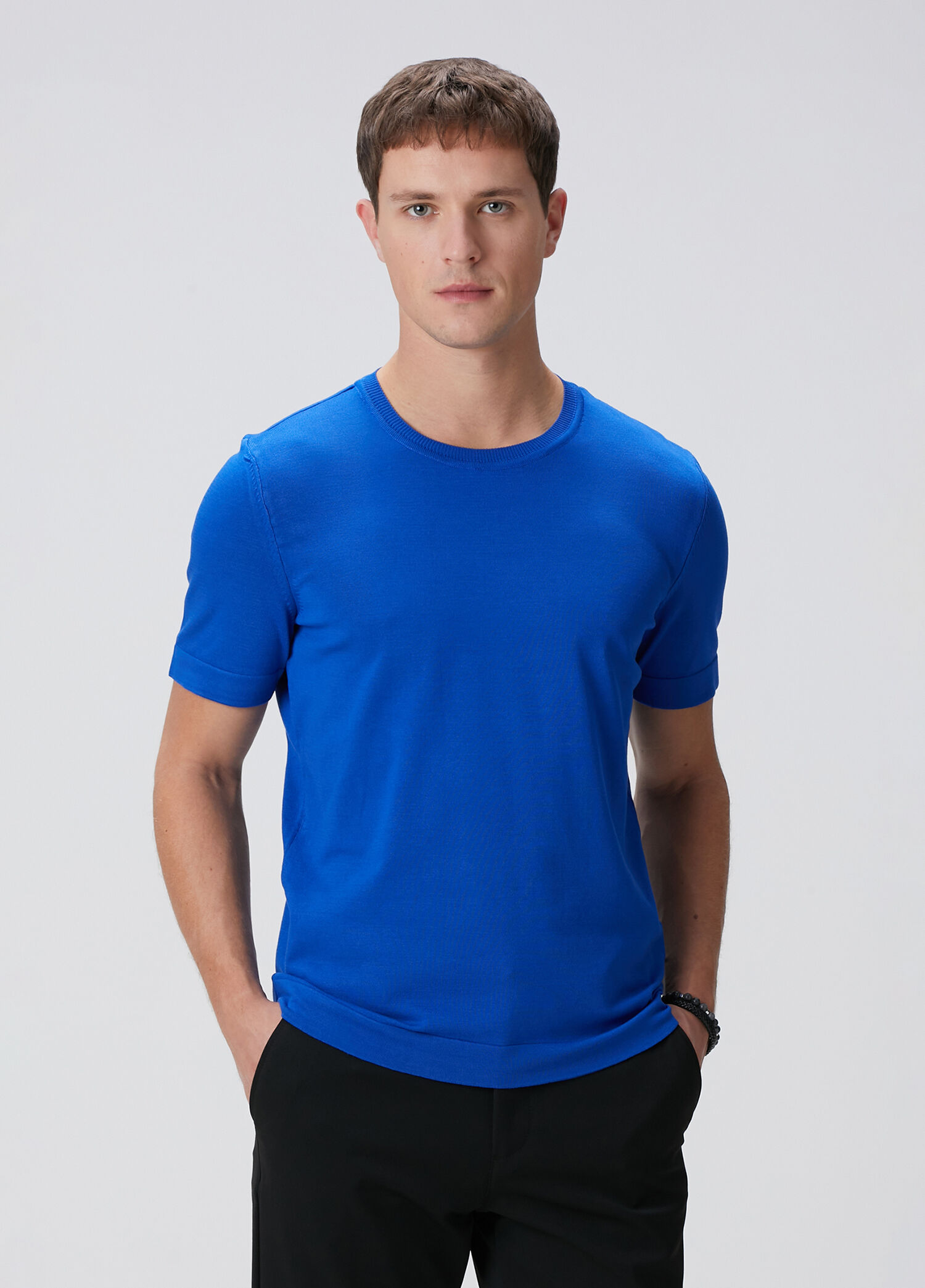 Saks Basic Kazak