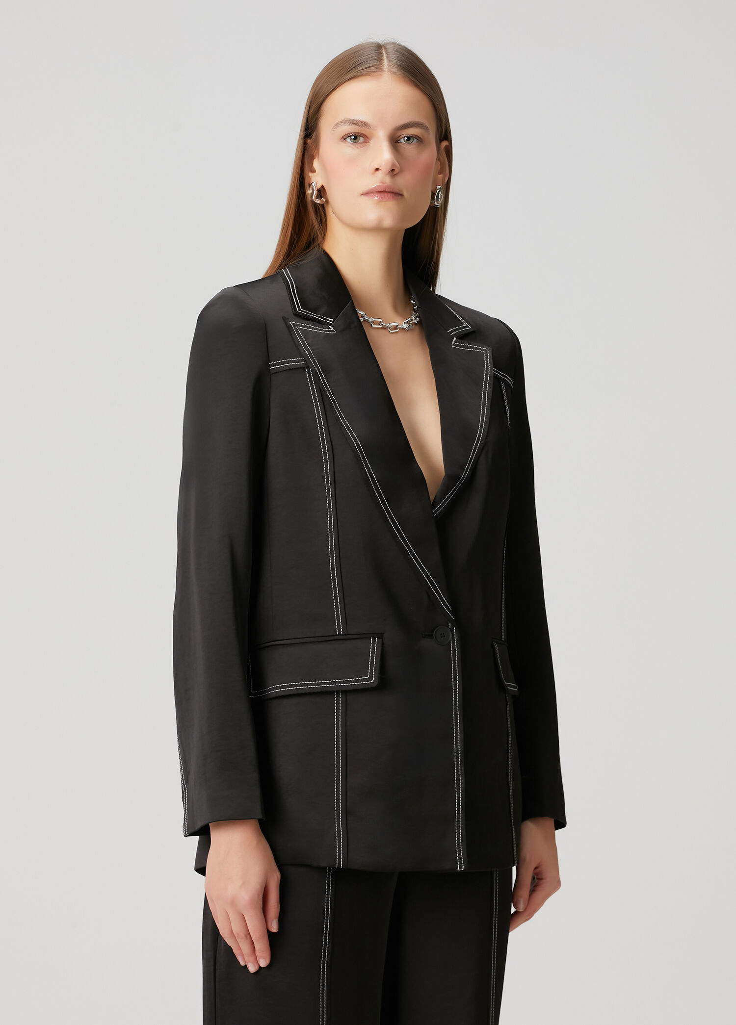 Theah Siyah Blazer