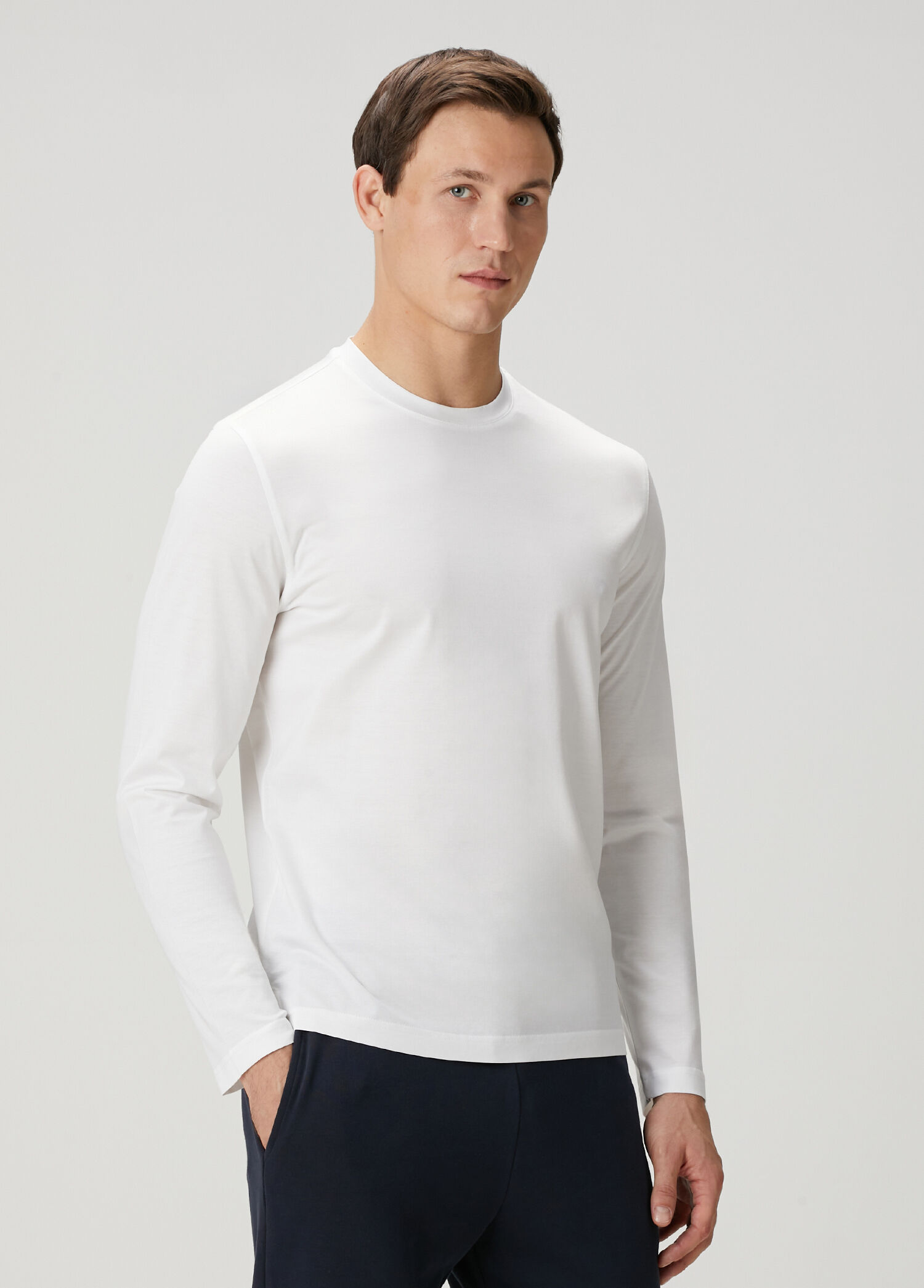 Beyaz Uzun Kollu T-shirt