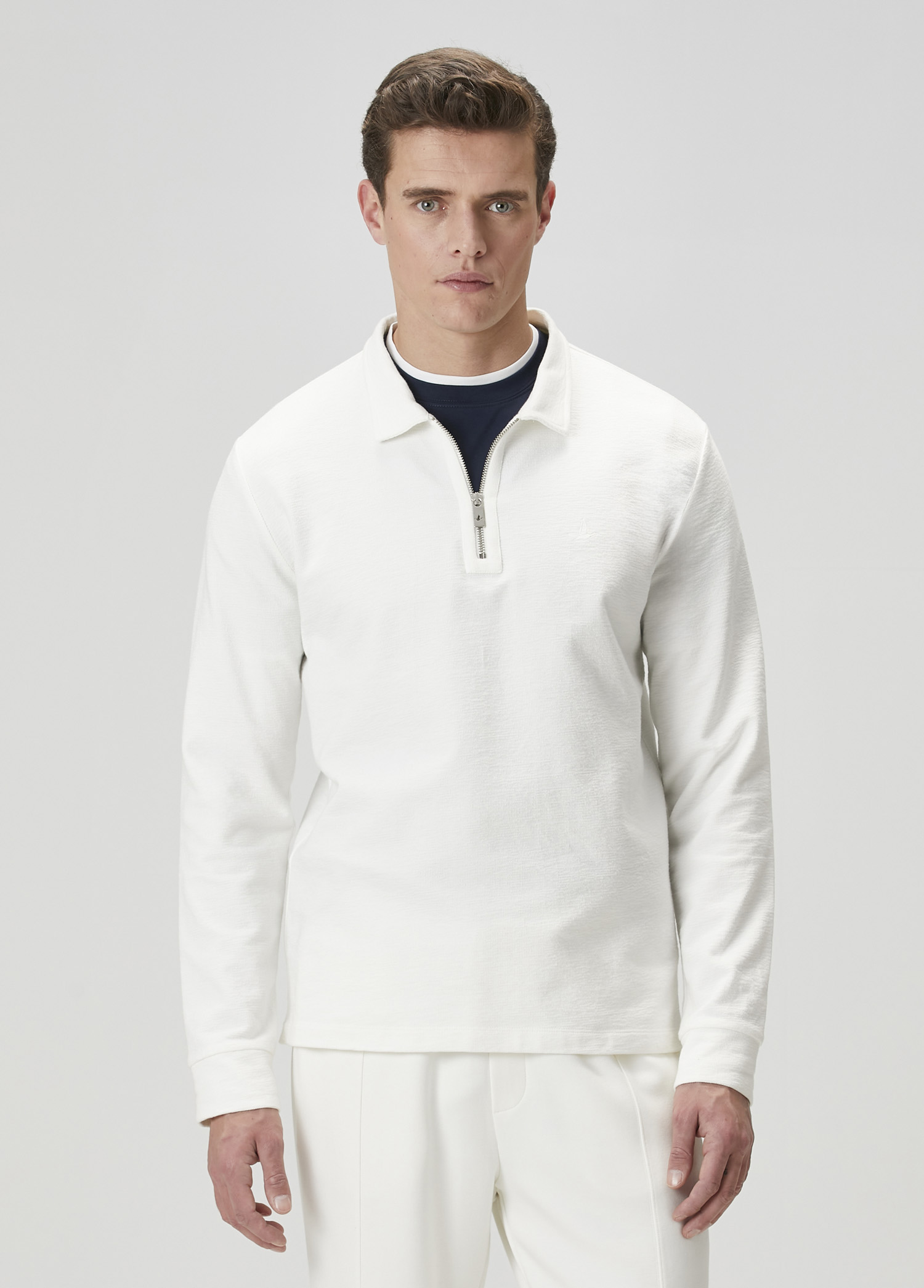 Kırık Beyaz Polo Yaka Sweatshirt_1