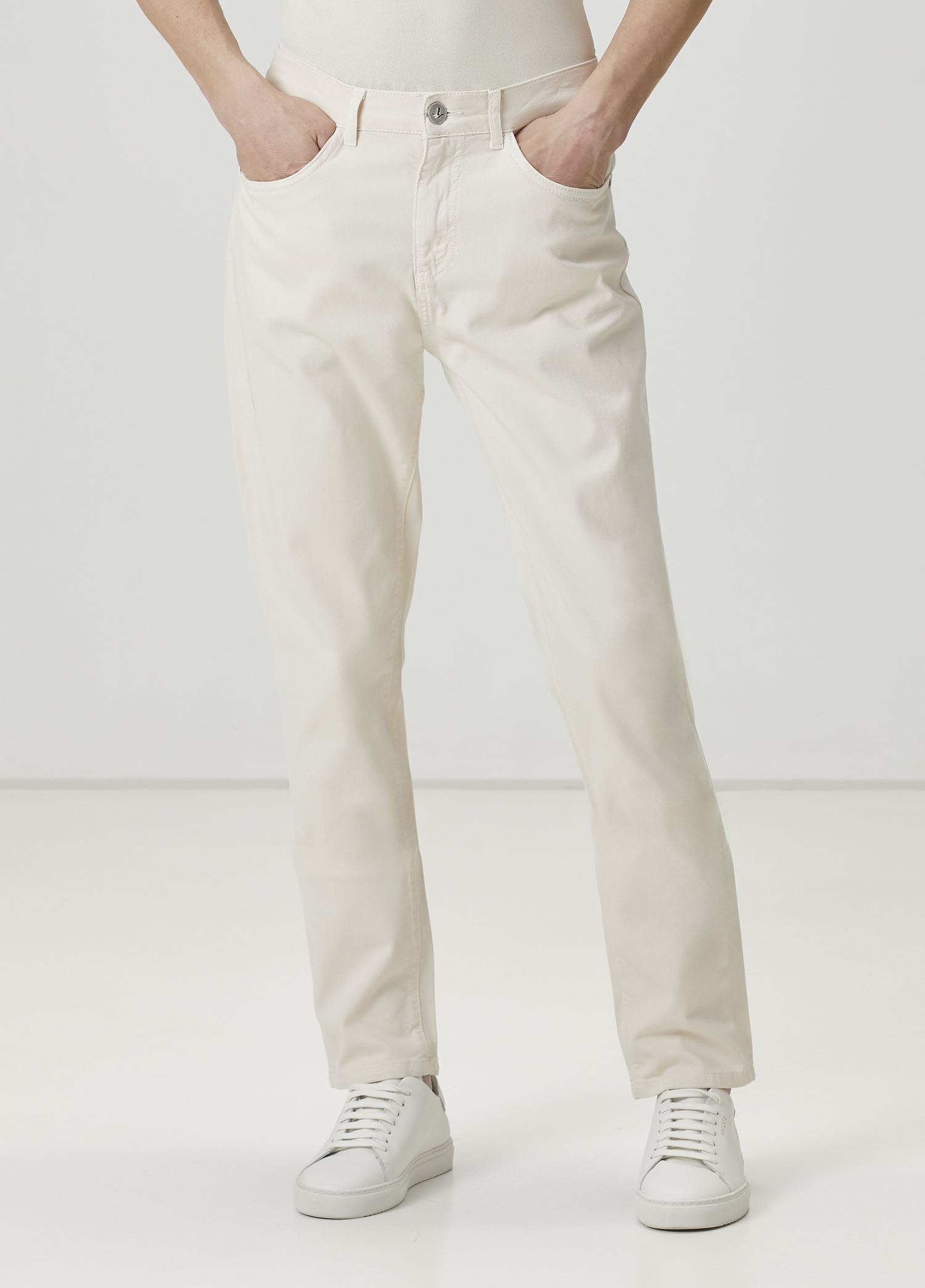 Slim Fit Kırık Beyaz Spor Pantolon_1