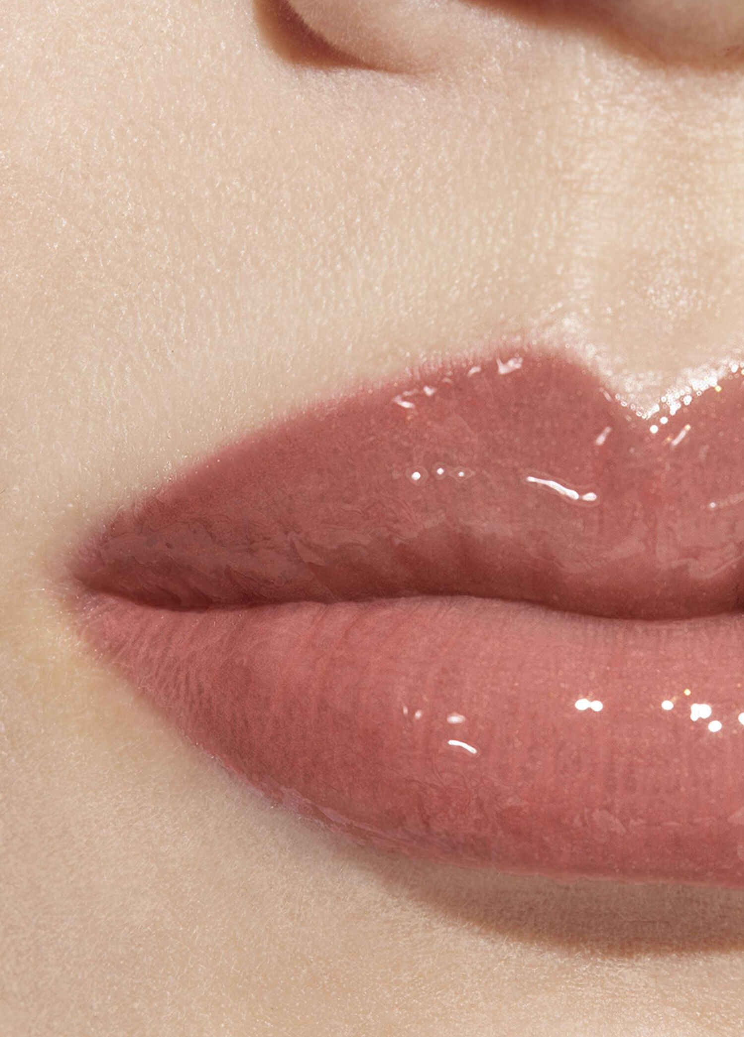 CHANEL - Rouge Coco Gloss 5.5G - CARAMEL 716