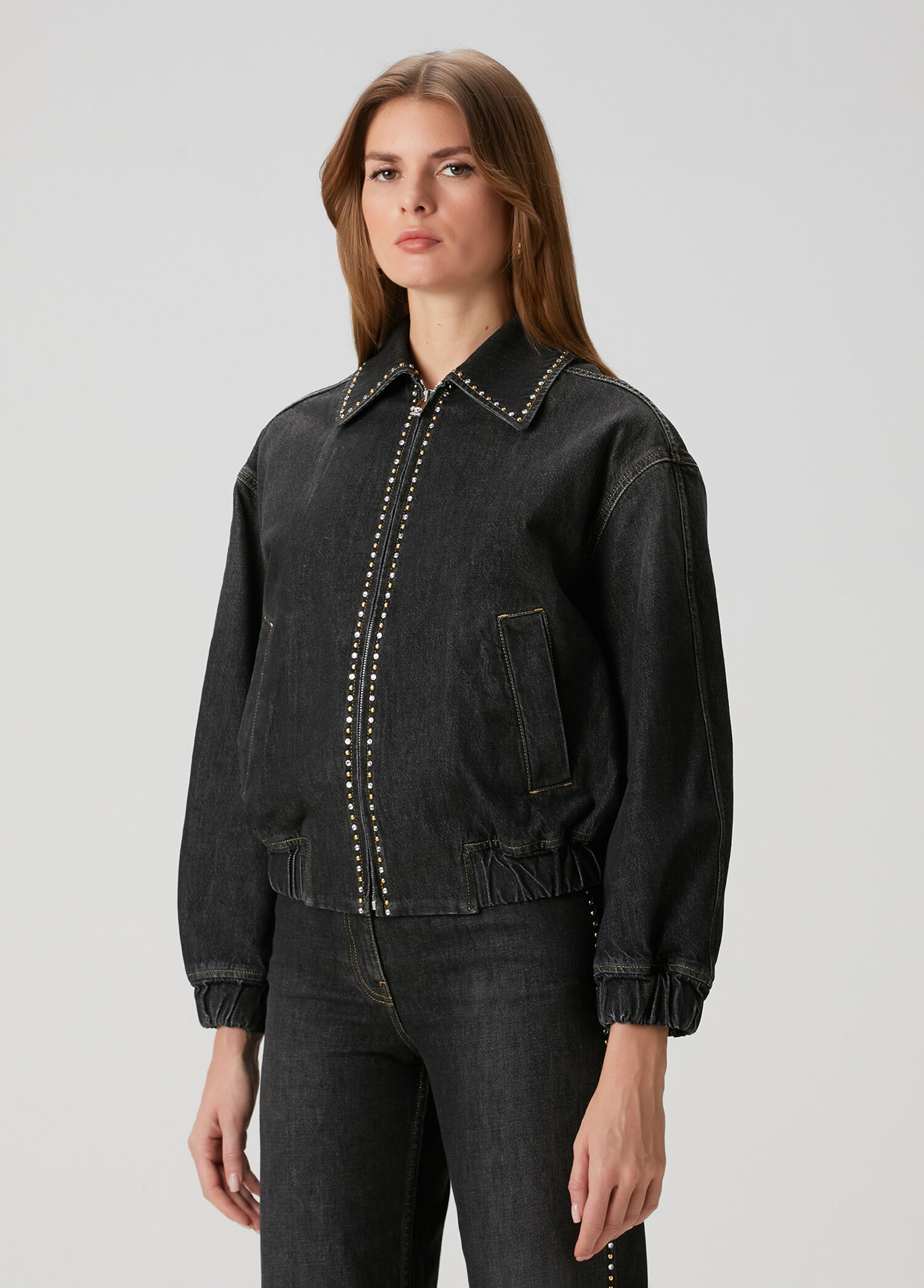 Siyah İşlemeli Denim Ceket