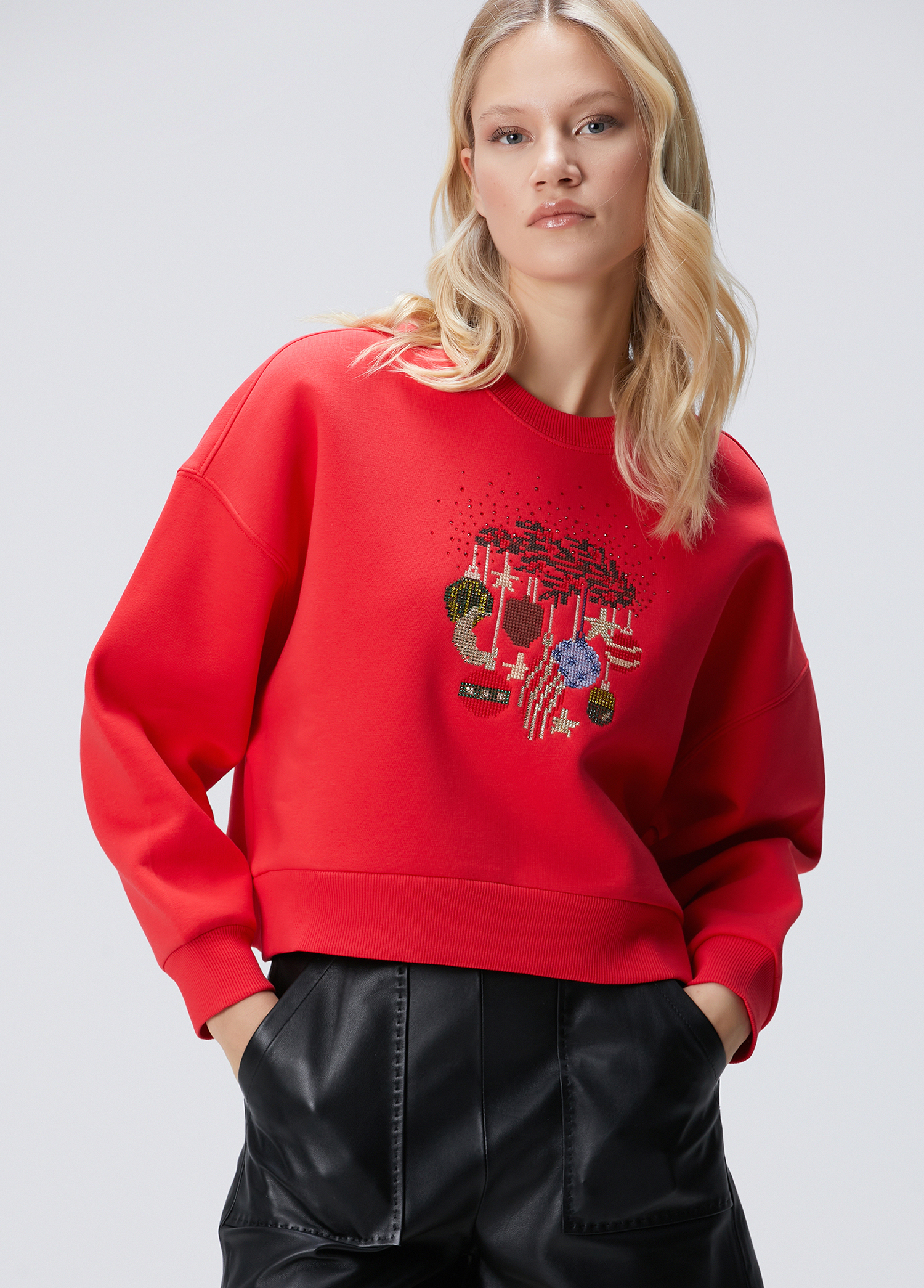 Kırmızı Sweatshirt