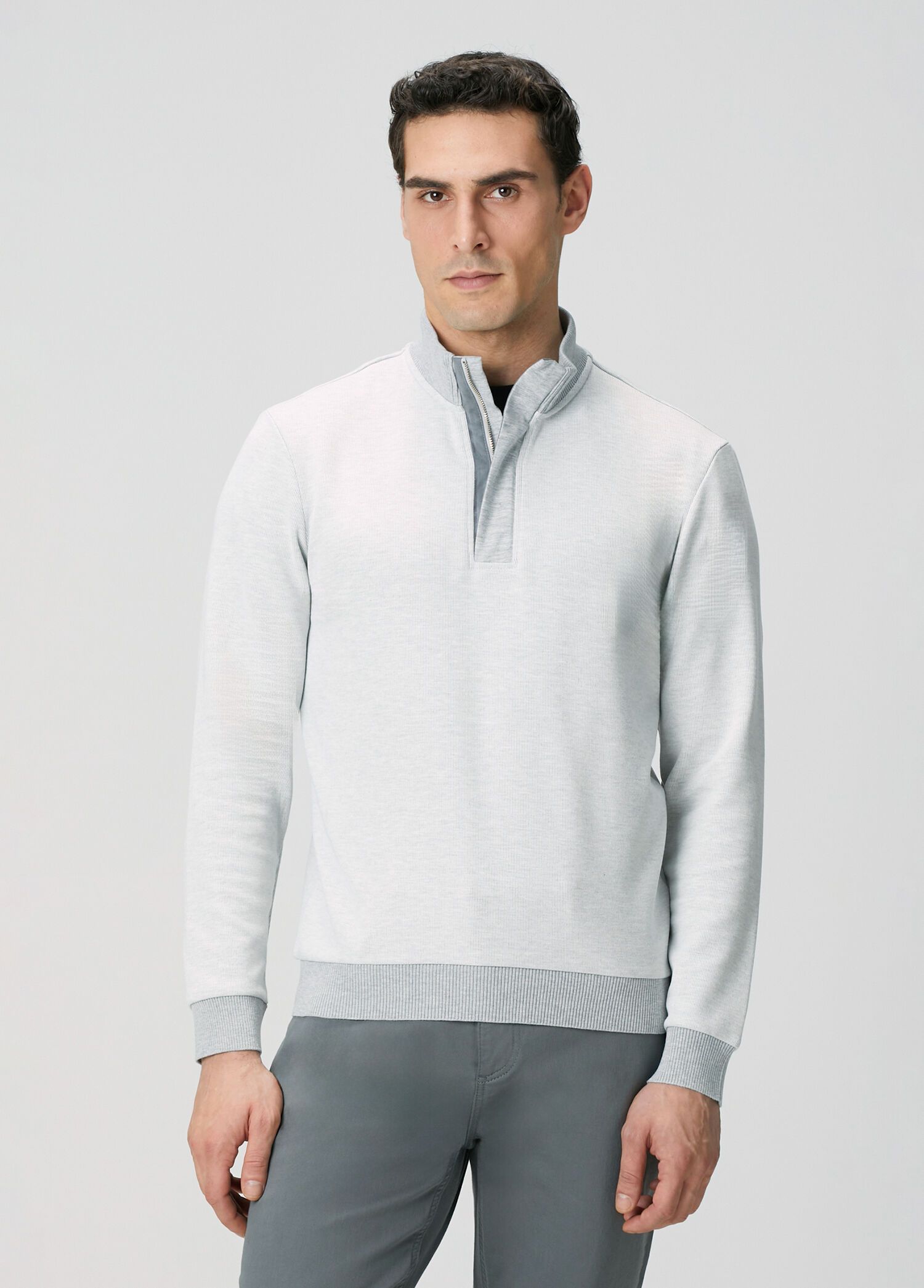 Kırık Beyaz Fermuarlı Yaka Garnili Sweatshirt