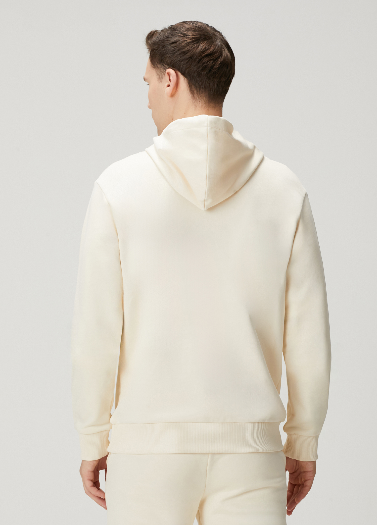 SWEATSHIRT_3