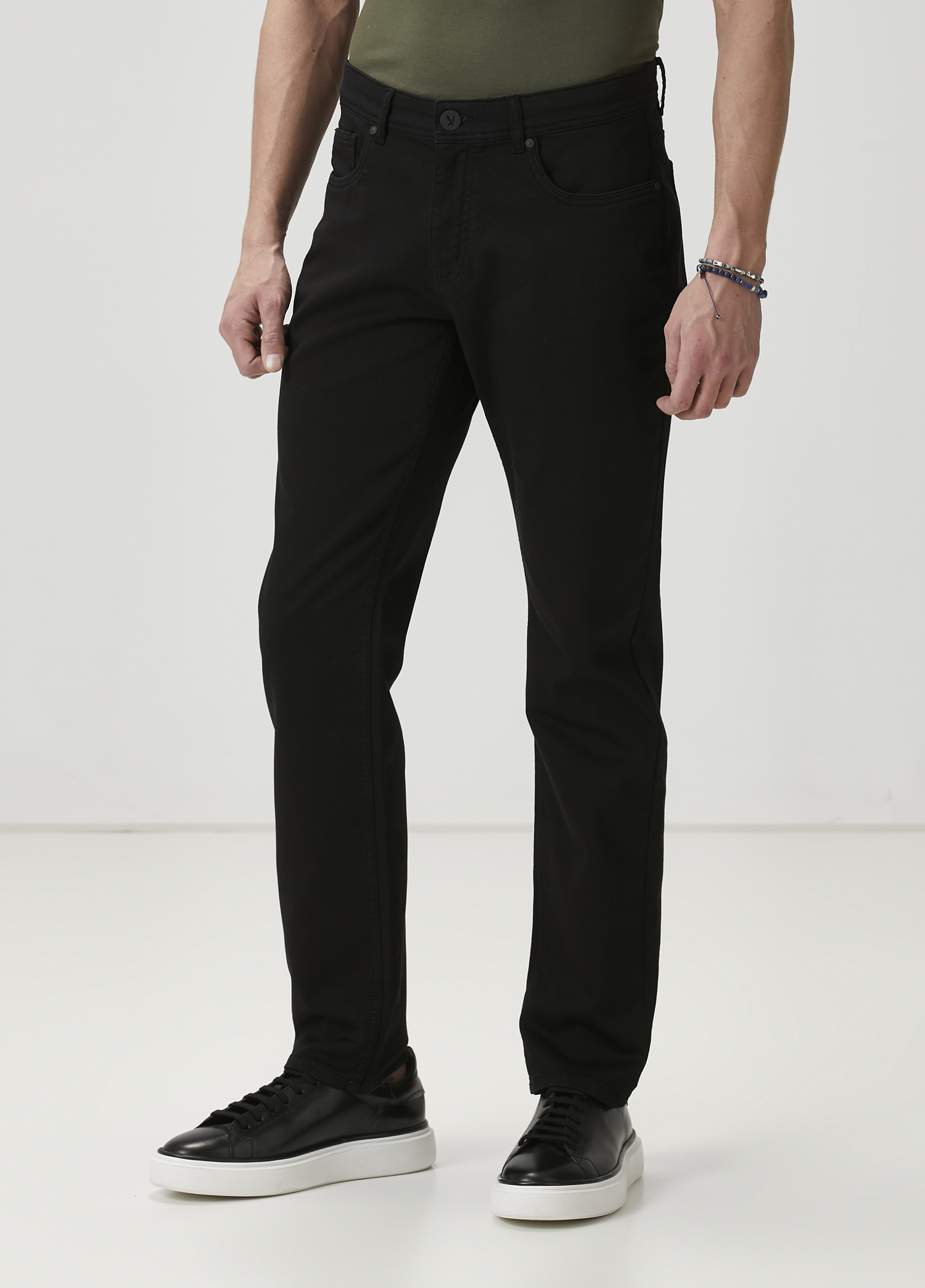 Siyah Spor Pantolon_1