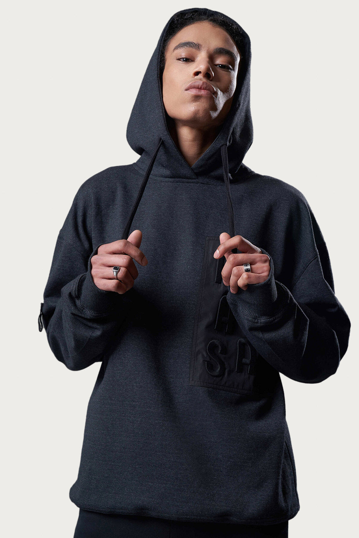 Isatum Regular Fit Antrasit Kapüşonlu Sweatshirt